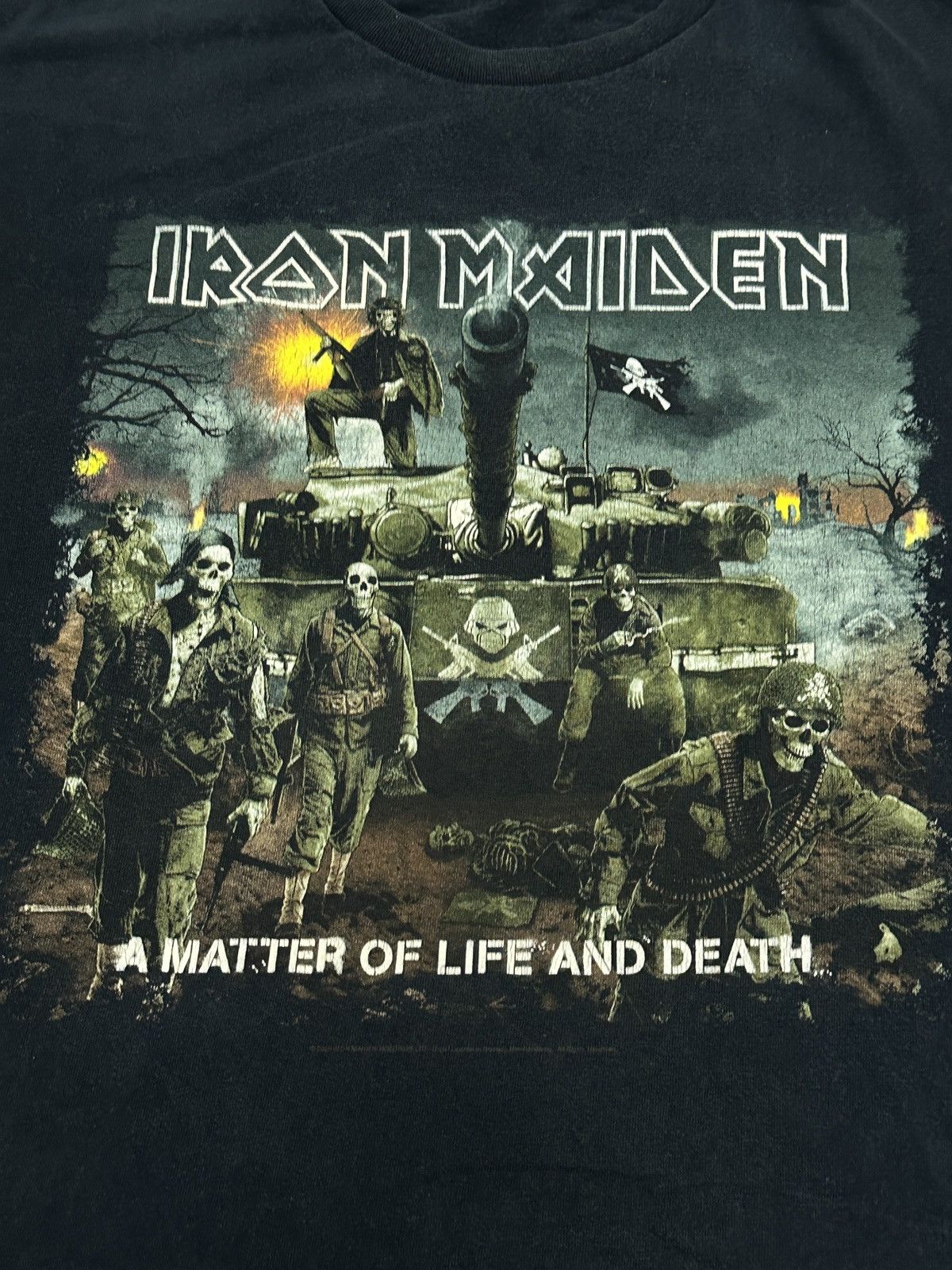 Band Tees × Vintage Vintage 2006 Iron Maiden A Matter OF Life And Death Size US XL / EU 56 / 4 - 3 Thumbnail