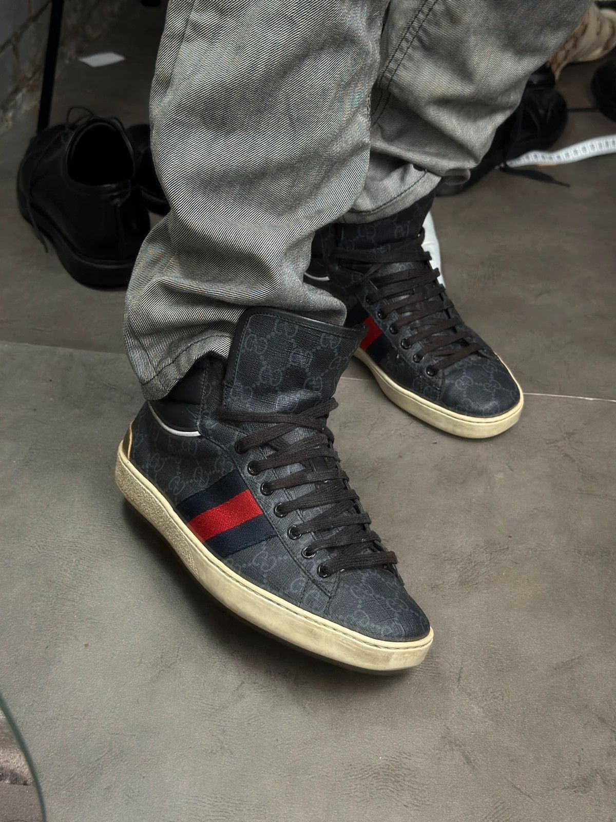 Gucci Gucci GG monogram supreme canvas high top trainers Size US 8 / EU 41 - 8 Thumbnail