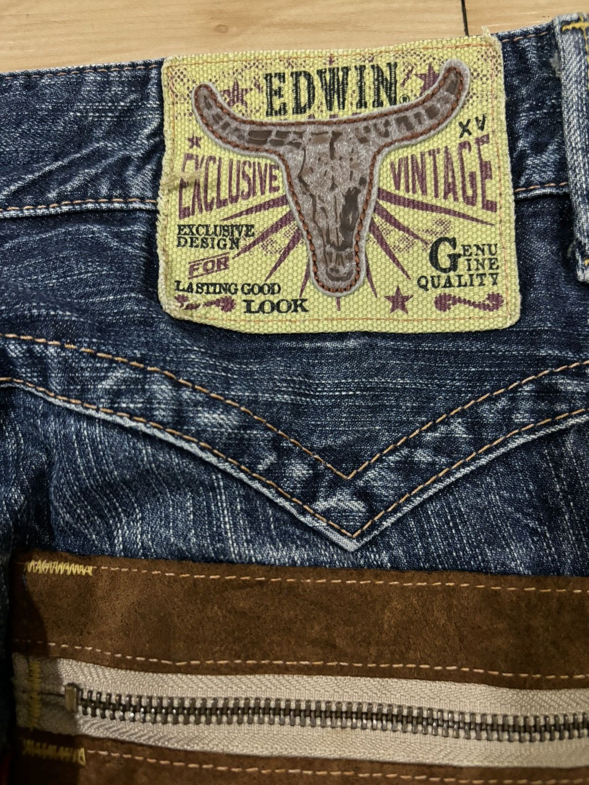 Edwin Exclusive Vintage Edwin XV Dirt Blue Wash Baggy Ripped Jeans Size US 33 - 13 Thumbnail