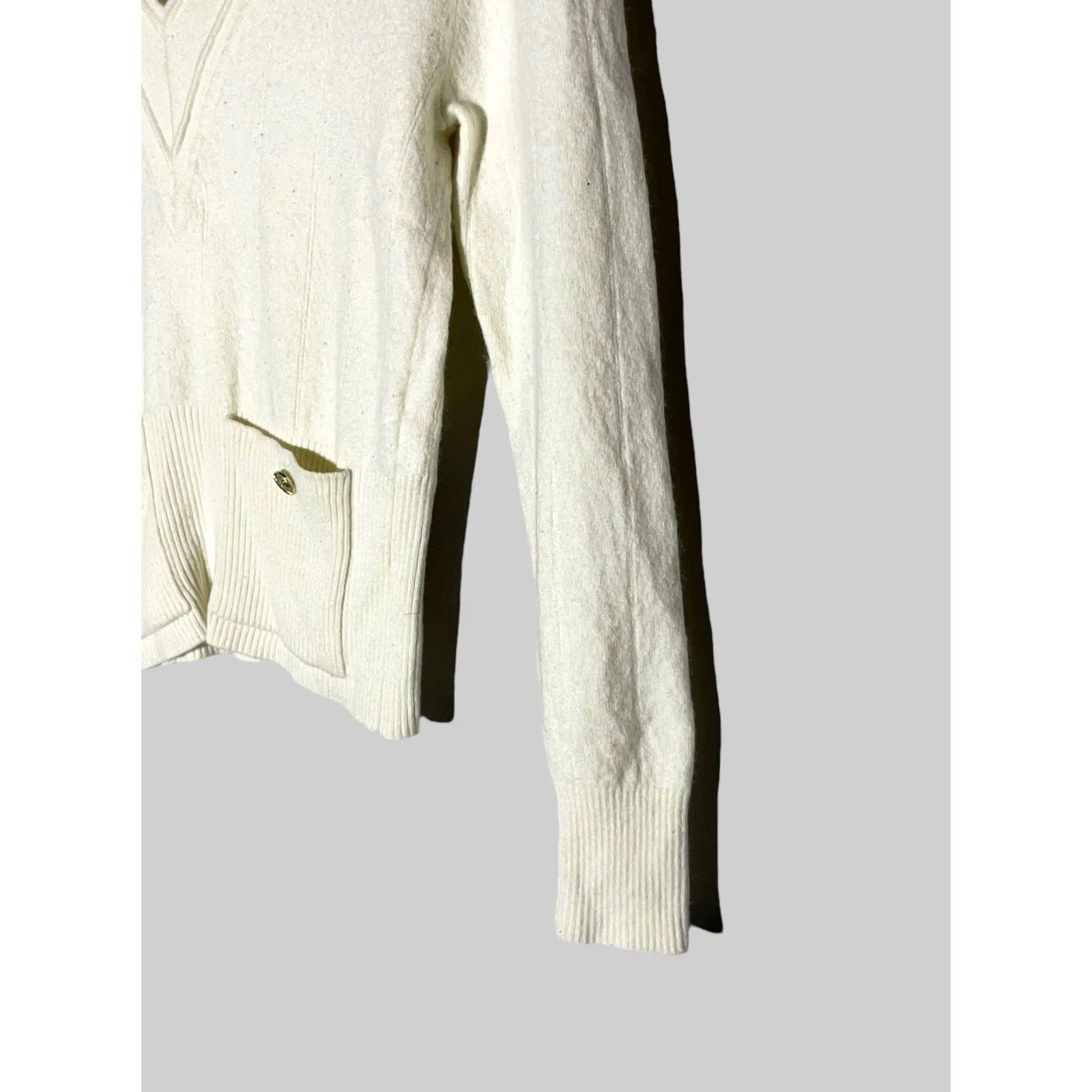 Sandro Sandro Women’s Wool Sweater Size 1 Beige V-Neck Long Sleeve Size XS / US 0-2 / IT 36-38 - 4 Thumbnail