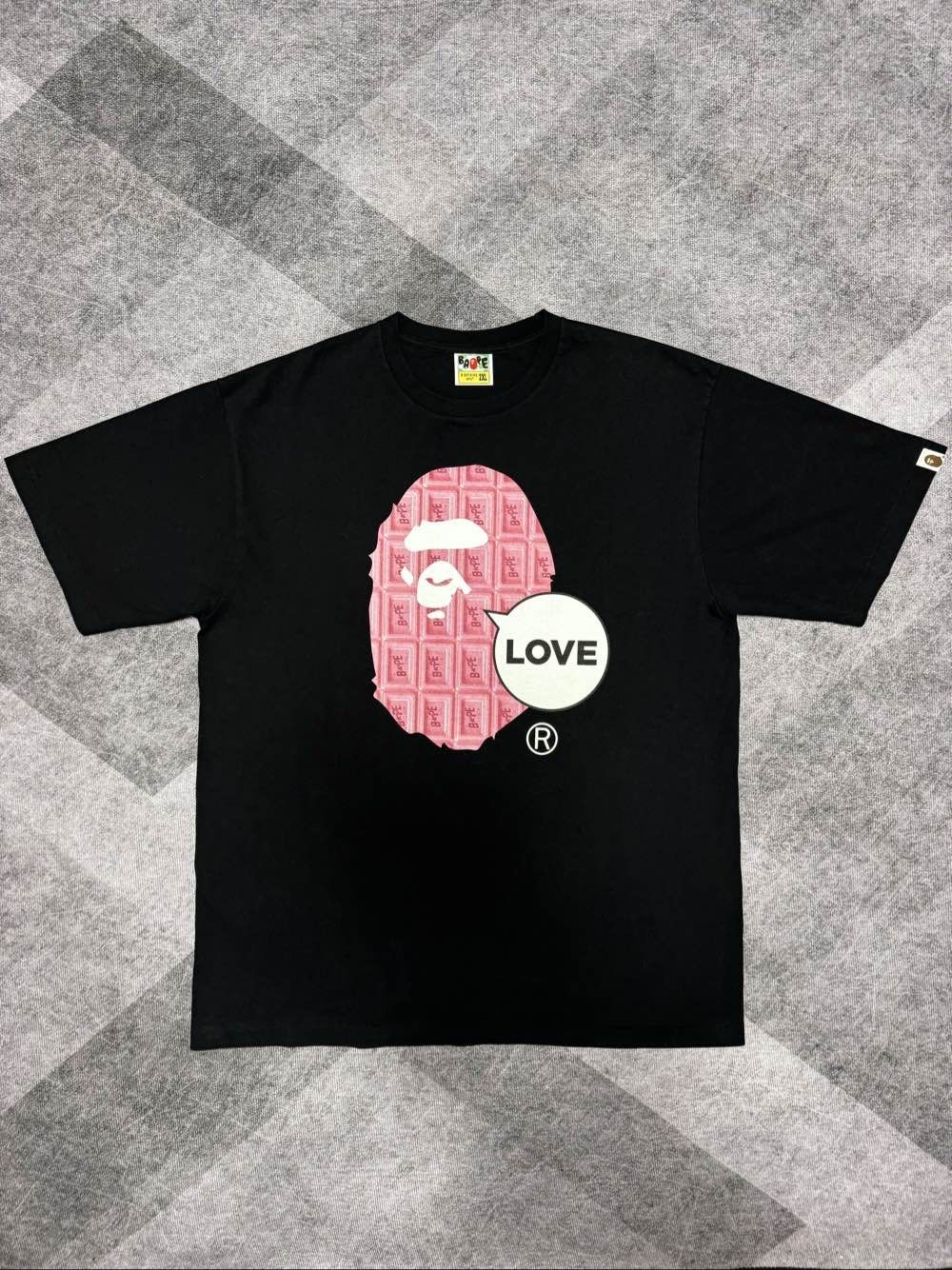 Bape Bape Valentine Chocolate Ape Head T-Shirt XXL Size US XXL / EU 58 / 5 - 1 Thumbnail