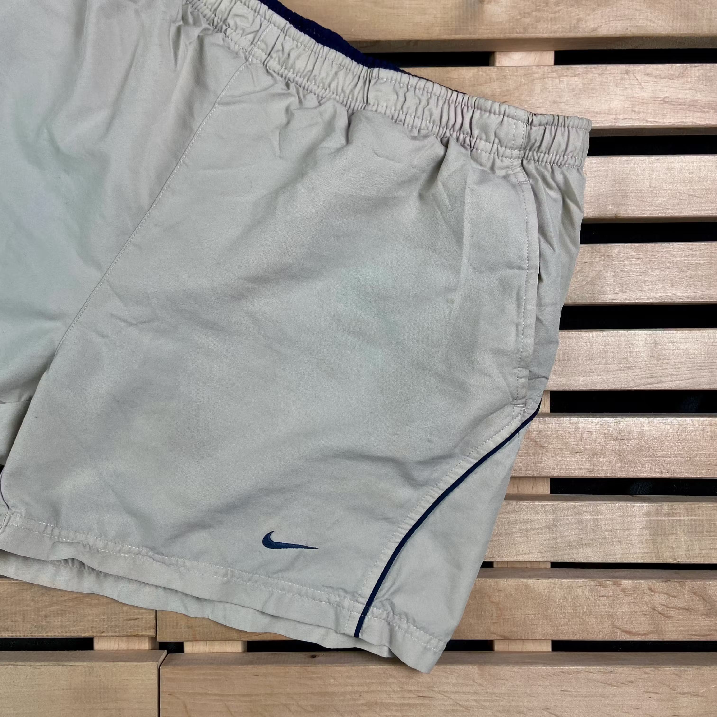 Nike × Vintage Mens Shorts Nike Vintage Size L Size US 34 / EU 50 - 2 Thumbnail