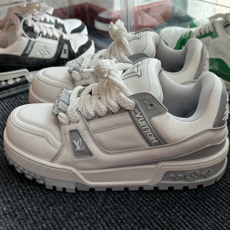 Louis Vuitton Louis Vuitton Trainer Maxi Low Top Sneakers -2508 Size US 8 / EU 41 - 2 Thumbnail