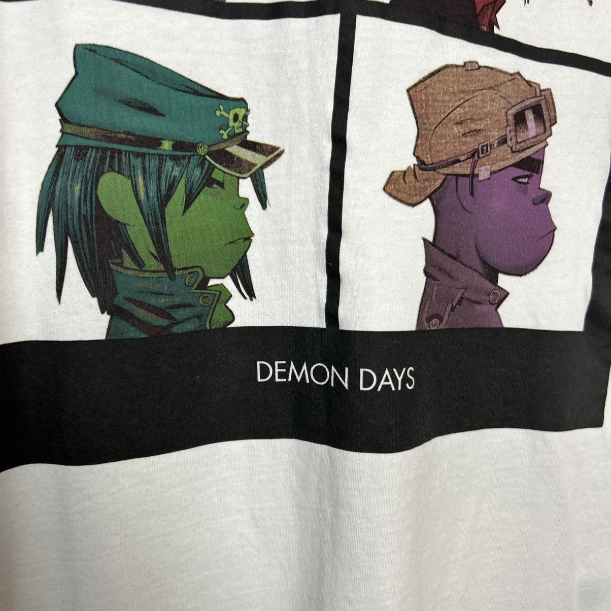 Band Tees Mens Gorillaz Big Logo Streetwear band group tee Size US XL / EU 56 / 4 - 5 Thumbnail