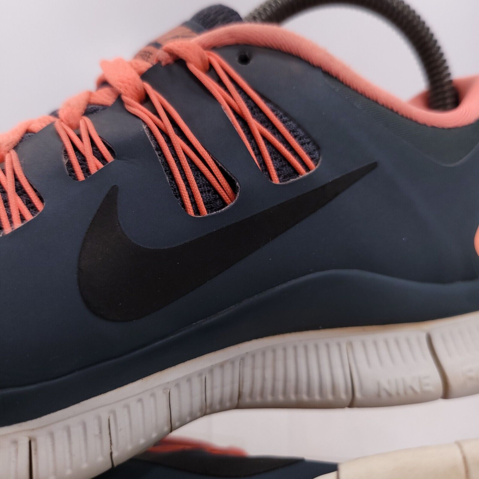 Nike Nike Free 5.0 Shoe Womens Size 7 580591-446 Gray Pink White Size US 7 / IT 37 - 8 Thumbnail