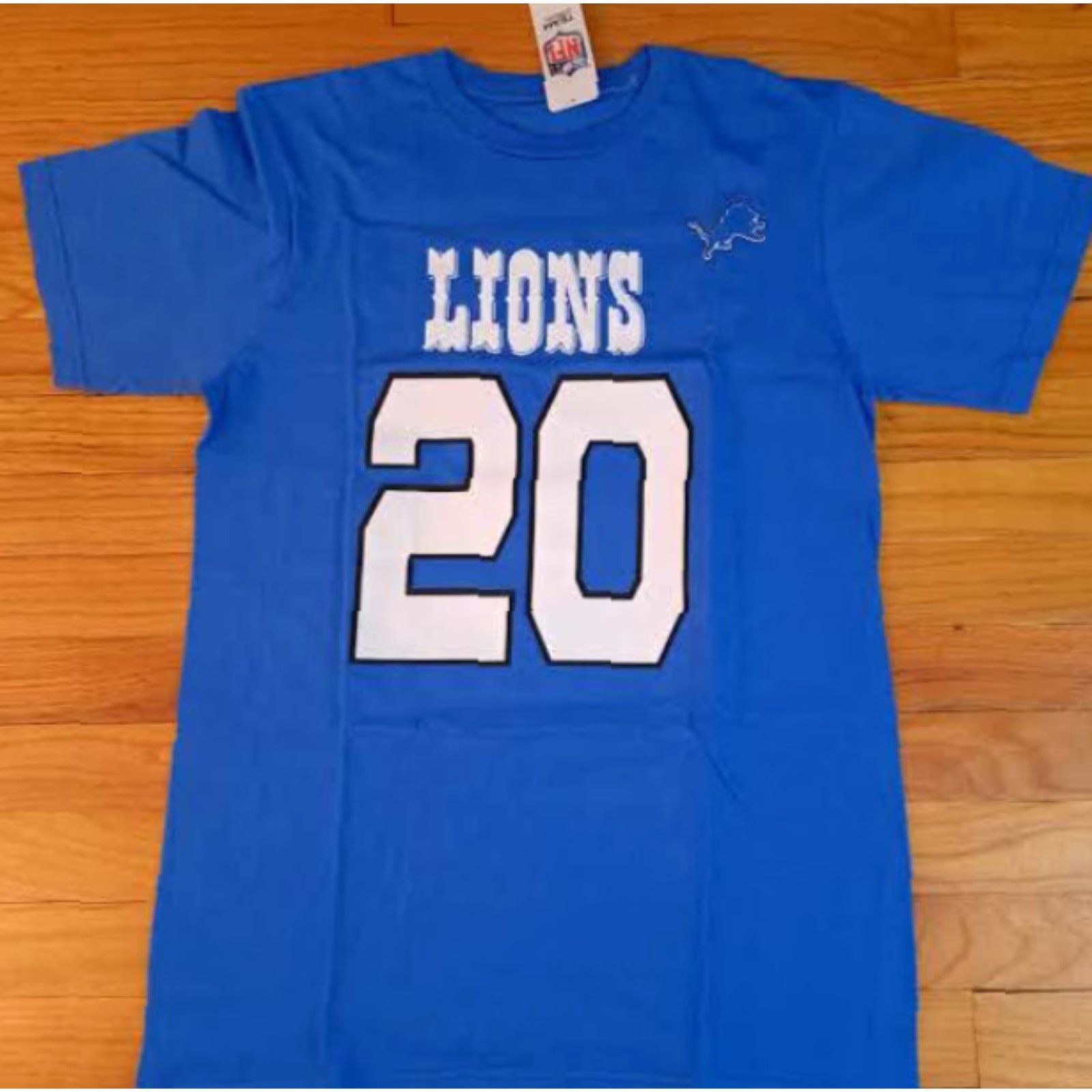 NFL VINTAGE NFL T-Shirt Detroit Lions Barry Sanders Hall of Fame Medium NWT Printed Blue Short Sleeve Unisex Adults M Mens Size US M / EU 48-50 / 2 - 4 Thumbnail