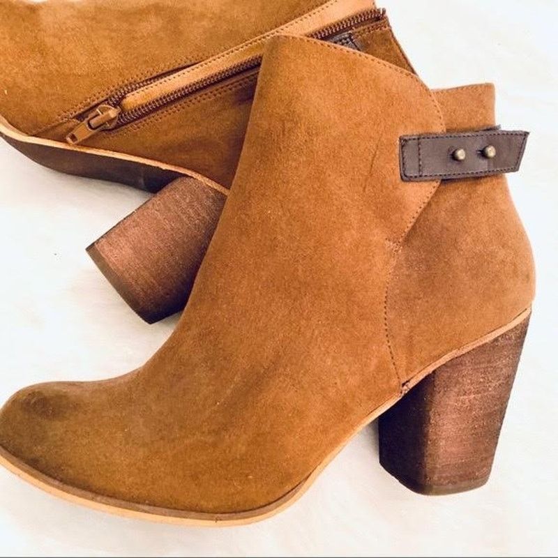 Nordstrom Abound | Loren Brown Heeled Ankle Booties | Size 9 Size US 9 / IT 39 - 2 Thumbnail