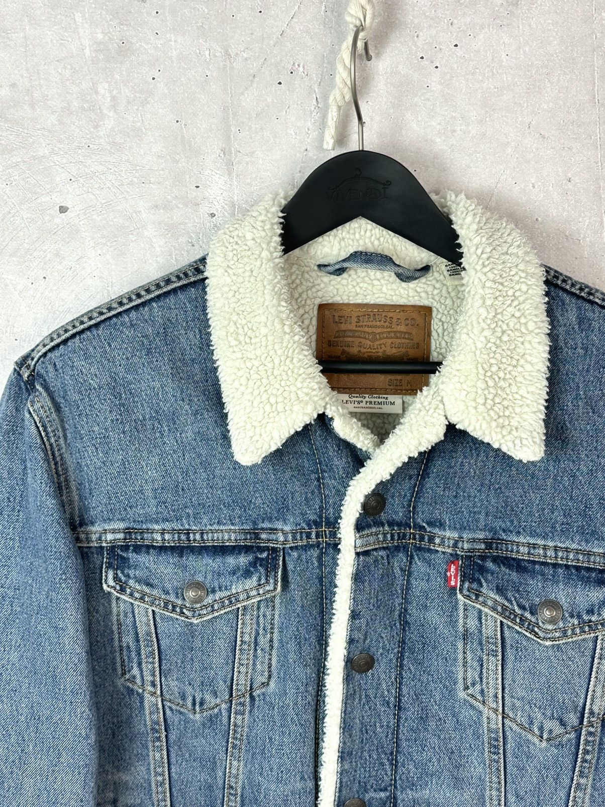 Levi's Levi’s Premium Sherpa Lined Denim Blue Trucker Snap Jacket Size US M / EU 48-50 / 2 - 2 Thumbnail