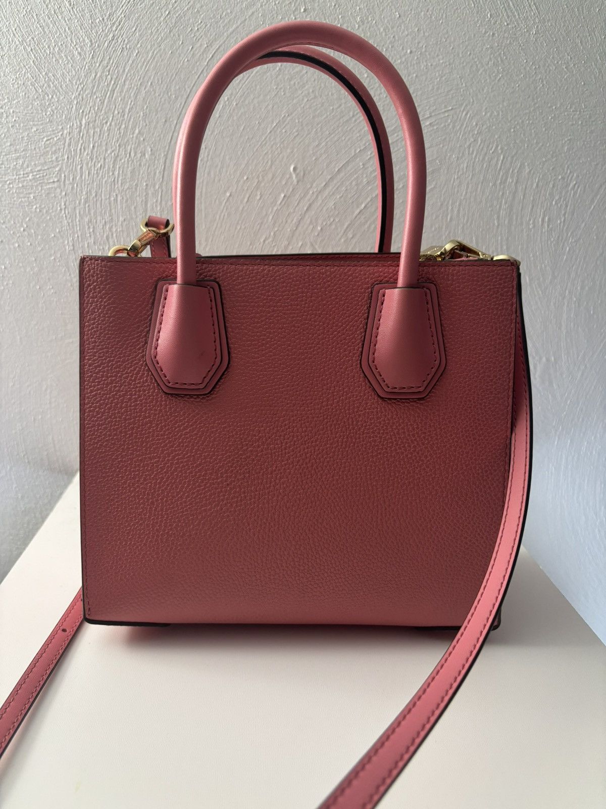 Michael Kors Baby Pink Micheal Kors Handbag Size ONE SIZE - 2 Thumbnail
