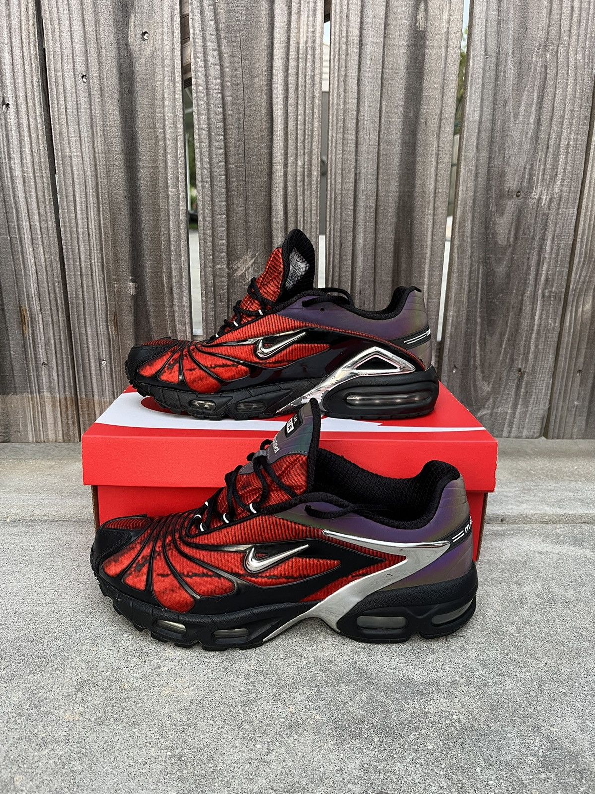 image of Size 10 - Nike Skepta X Air Max Tailwind 5 Bloody Chrome Shoes in Black, Men's