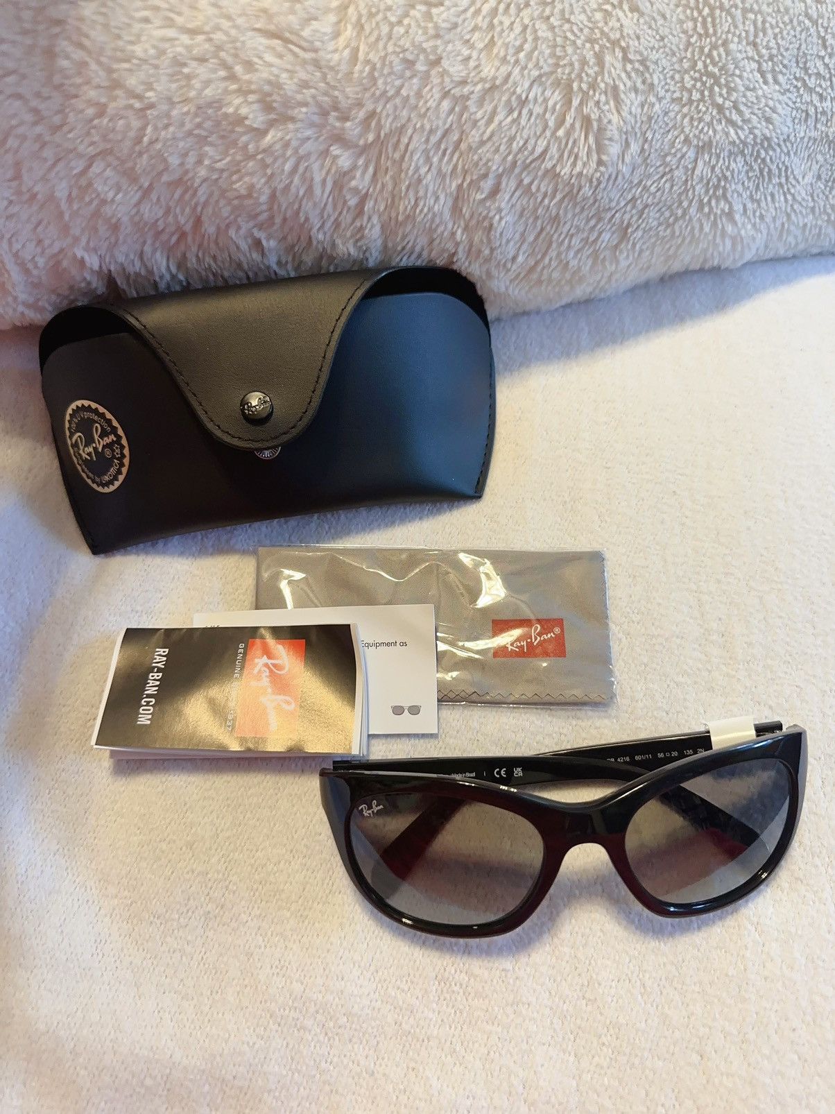 RayBan NEW RAY-BAN RB4216 601/11 BLACK/GREY SMOKE GRADIENT Size ONE SIZE - 5 Thumbnail