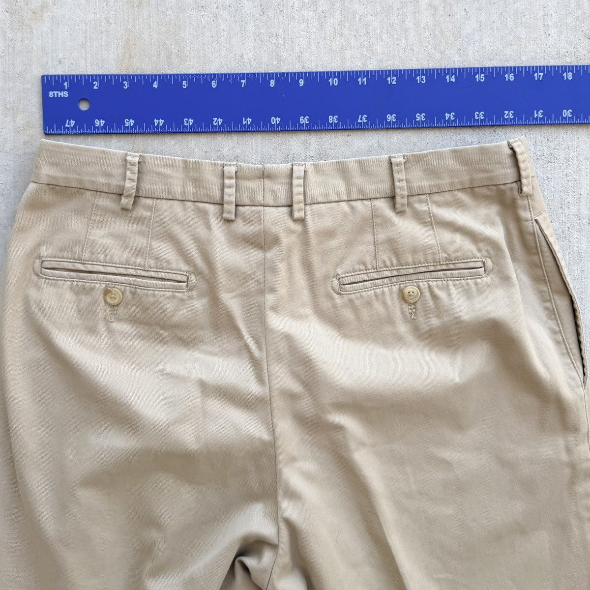 Peter Millar Peter Millar Chino Pants Size 33 Straight Fit Khaki Golf Size US 33 - 5 Thumbnail