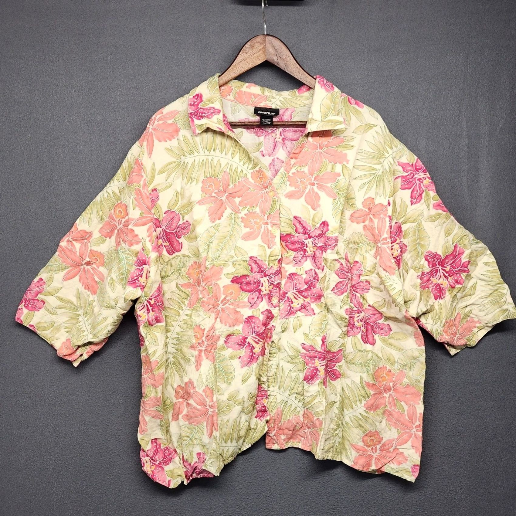 Avenue VINTAGE Avenue Top Womens 5X Pink Linen Blend Button Up Boxy 1/2 Sleeve Floral 30/32 Womens Mens/Girls? Size XXL / US 16-18 / IT 52-54 - 2 Thumbnail