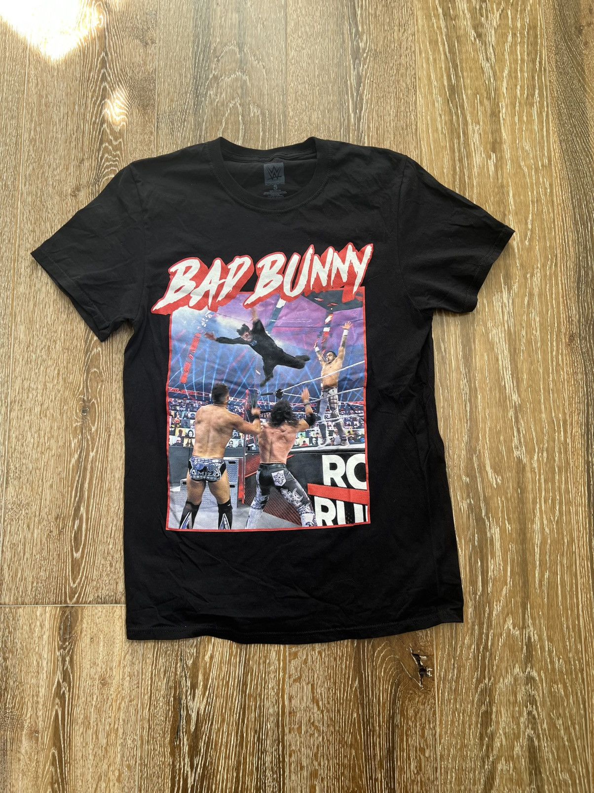 WWE Bad Bunny WWE "Royal Rumble Splash" shirt Size US S / EU 44-46 / 1 - 1 Thumbnail