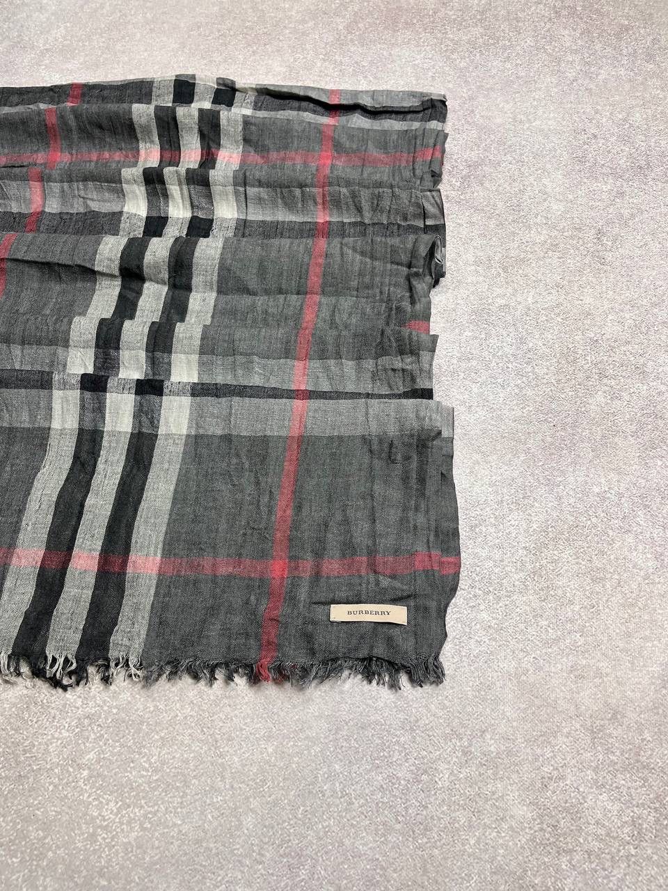 Burberry × Vintage VINTAGE BURBERRY NOVA CHECK GRAY SCARF RARE OS Size ONE SIZE - 6 Thumbnail