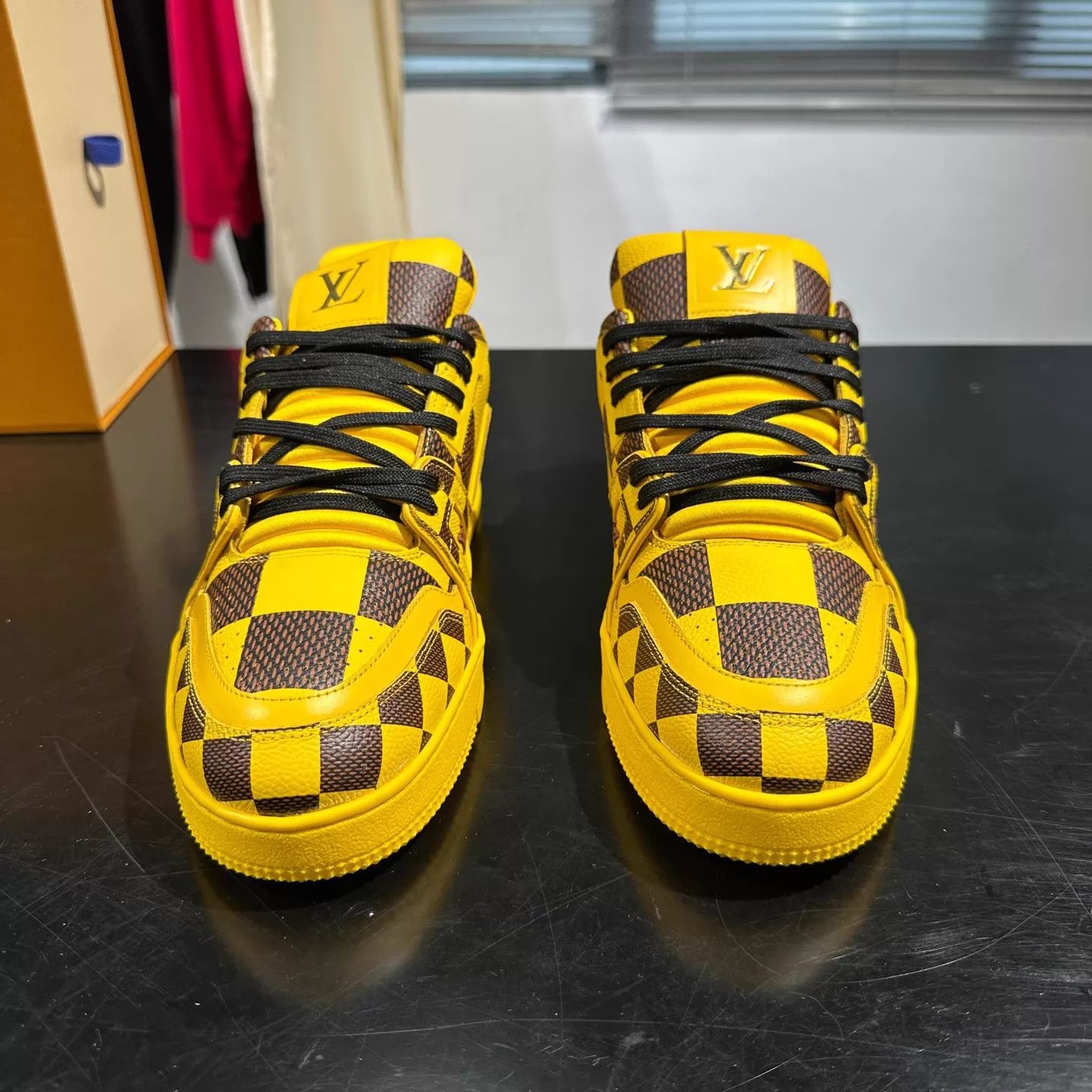 Louis Vuitton LV 25 SS Damier Checker GoldTag Trainer Ylw 41 (UK7) Size US 8 / EU 41 - 2 Thumbnail