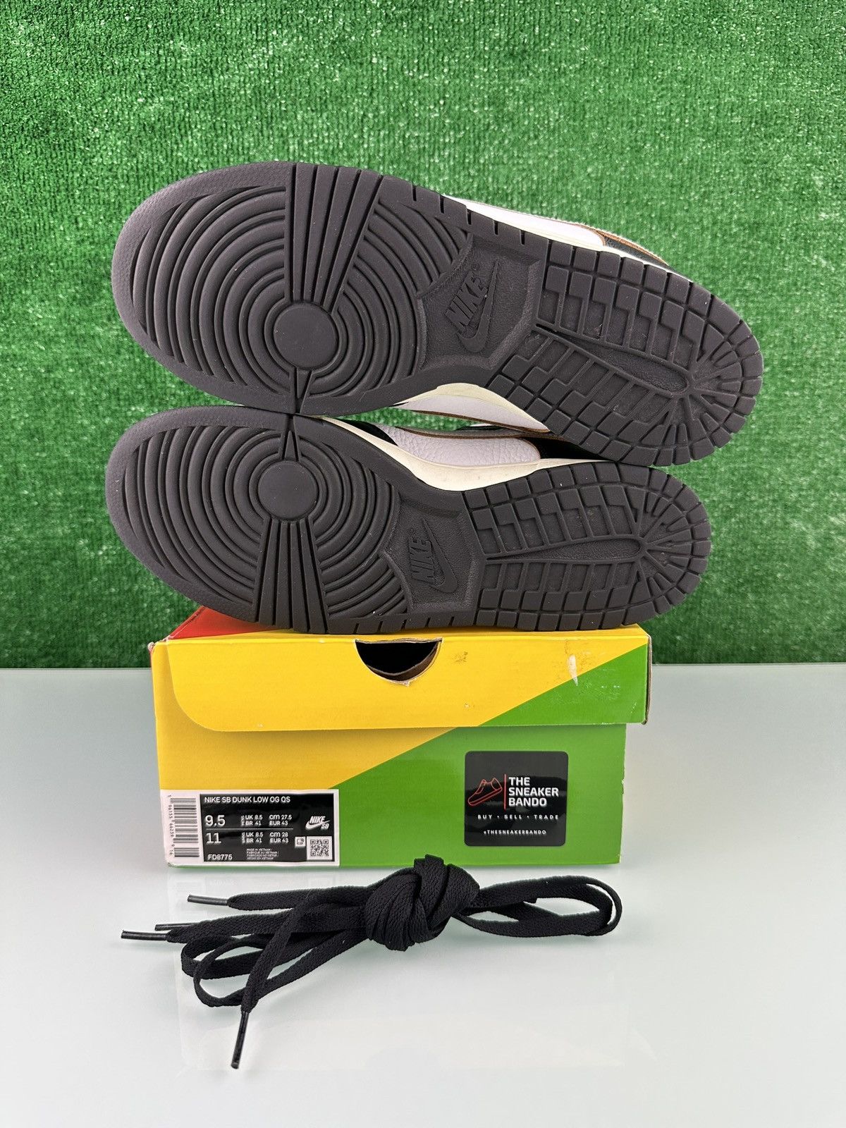 Nike SB Nike SB Dunk Low x HUF San Francisco Size 9.5 Size US 9.5 / EU 42-43 - 8 Thumbnail