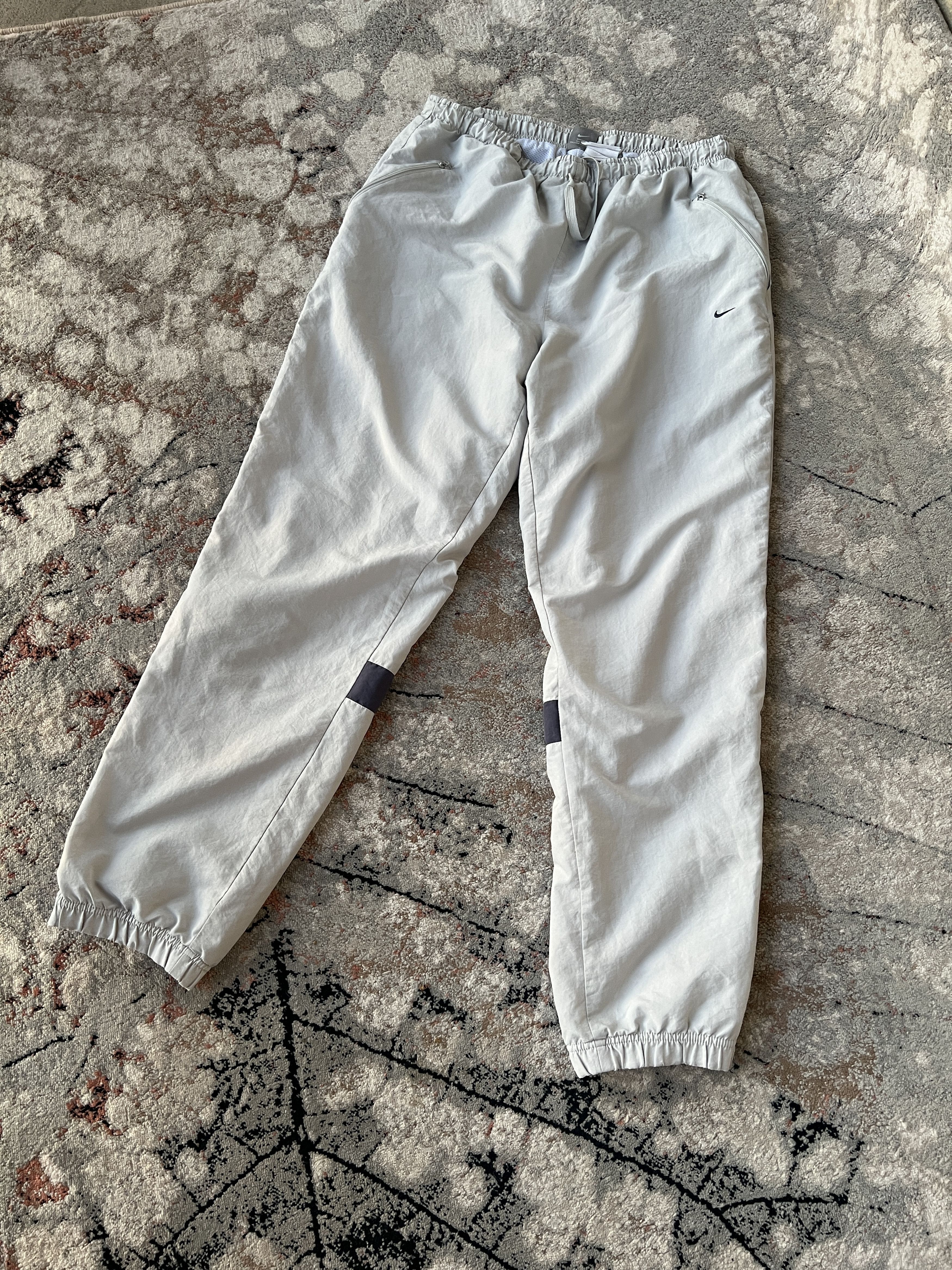 Nike Nike Vintage Sweatpants Size US 36 / EU 52 - 1 Thumbnail