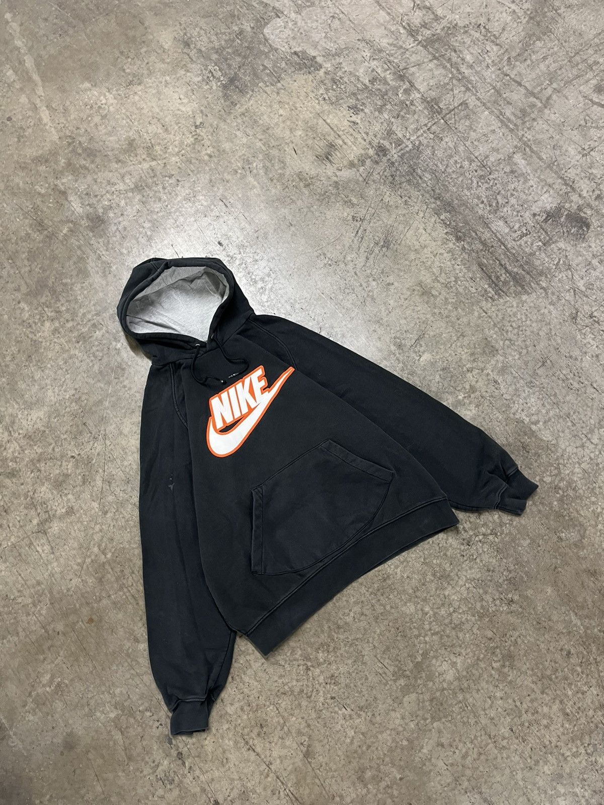 Nike × Vintage Nike big swoosh center swoosh y2k boxy fit hoodie skater Size US L / EU 52-54 / 3 - 3 Thumbnail