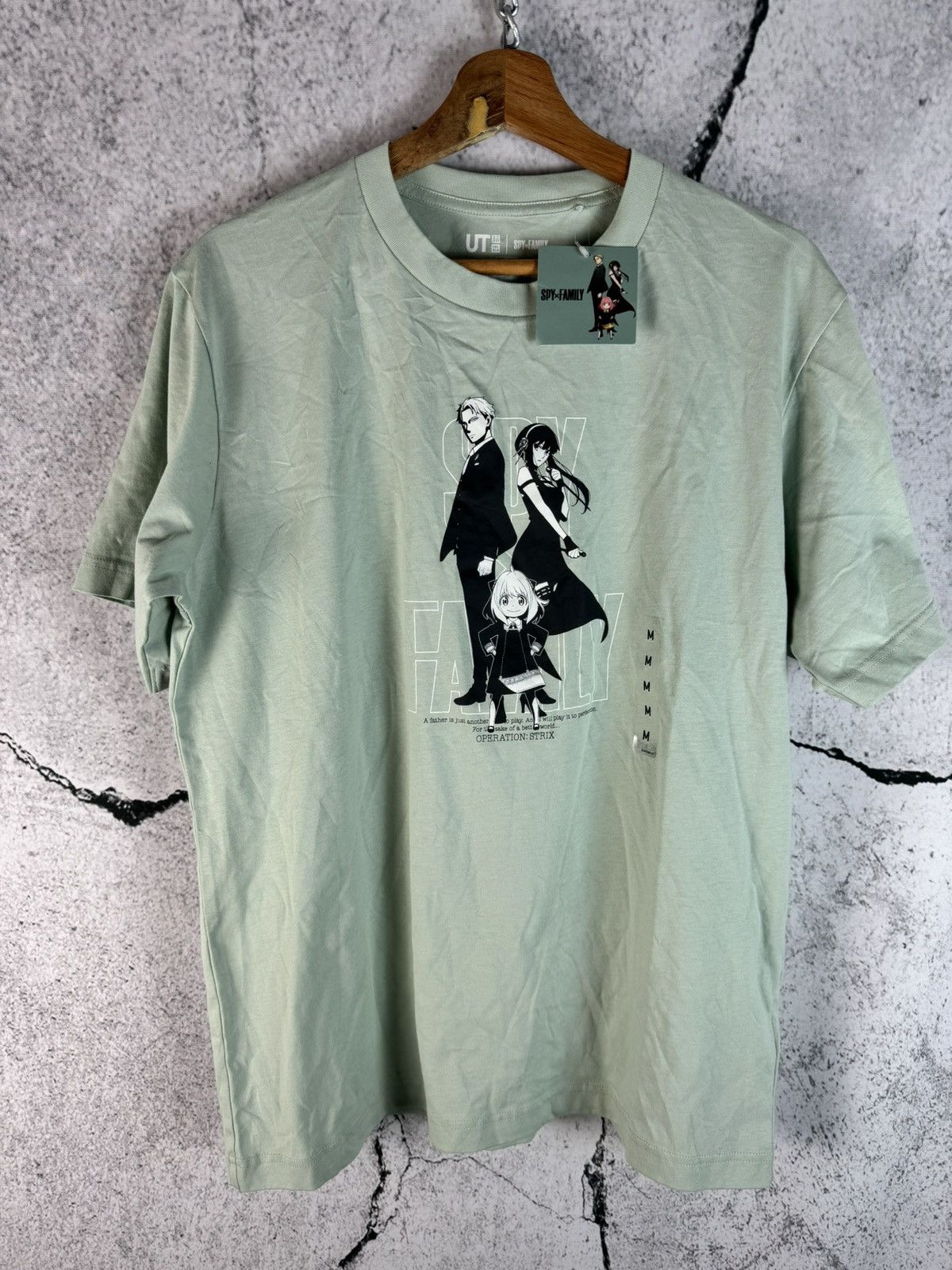 Uniqlo Uniqlo Spy X Family UT Anya Yellow Tee Large L Size US M / EU 48-50 / 2 - 1 Thumbnail