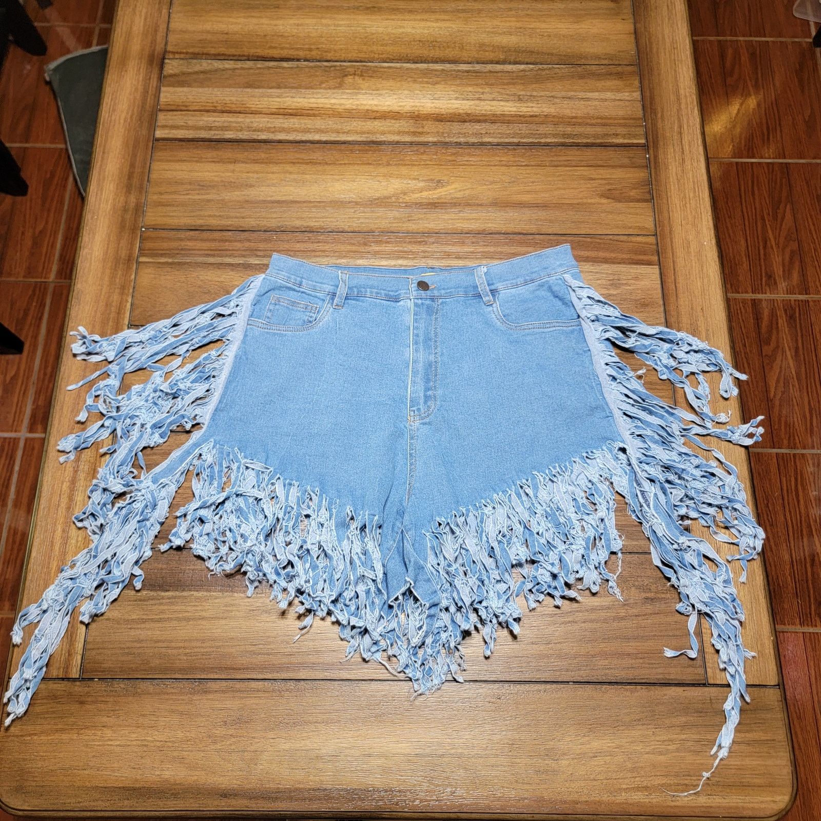 Other Daisy Stretch Denim Shorts w/ Side & Bottom Fringe - 1X NWT Size 32" / US 10 / IT 46 - 1 Thumbnail