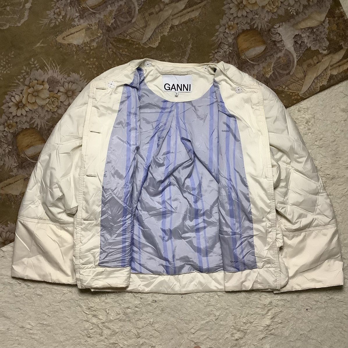 Ganni GANNI Detachable-Collar Ruffled Quilted Jacket size 34 Size XS / US 0-2 / IT 36-38 - 2 Thumbnail