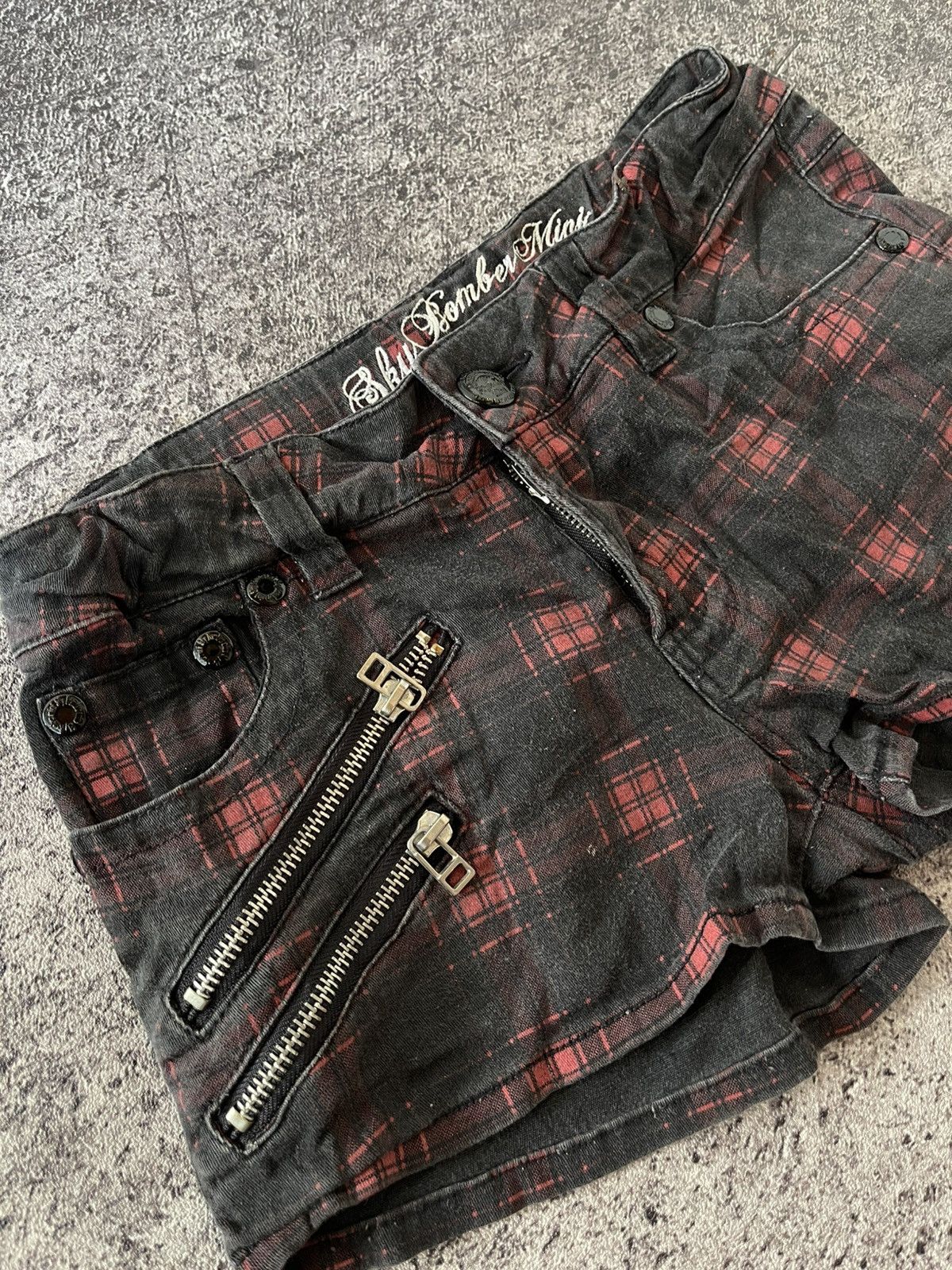 Japanese Brand Sky bomber bondage gothic hot pants Size 26" / US 2 / IT 38 - 2 Thumbnail