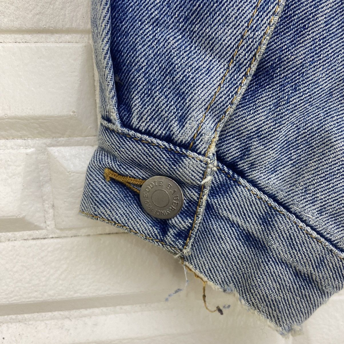 Eddie Bauer Vintage Eddie Bauer Trucker Denim Jacket Size US M / EU 48-50 / 2 - 19 Thumbnail