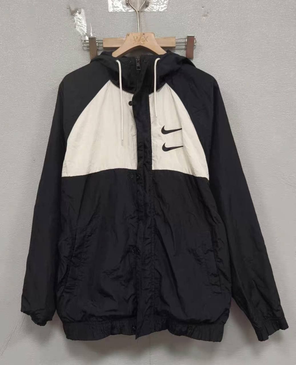 Nike Nike Swoosh Hooded Jacket Size US L / EU 52-54 / 3 - 1 Thumbnail