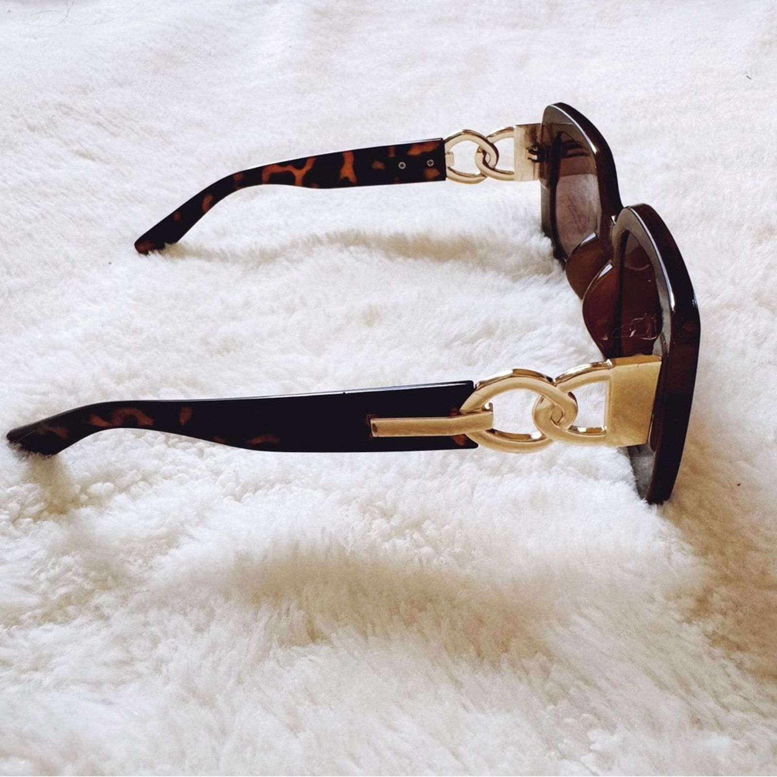 Other Camille Tortoise Brown Oversized Square Sunglasses Size ONE SIZE - 4 Thumbnail