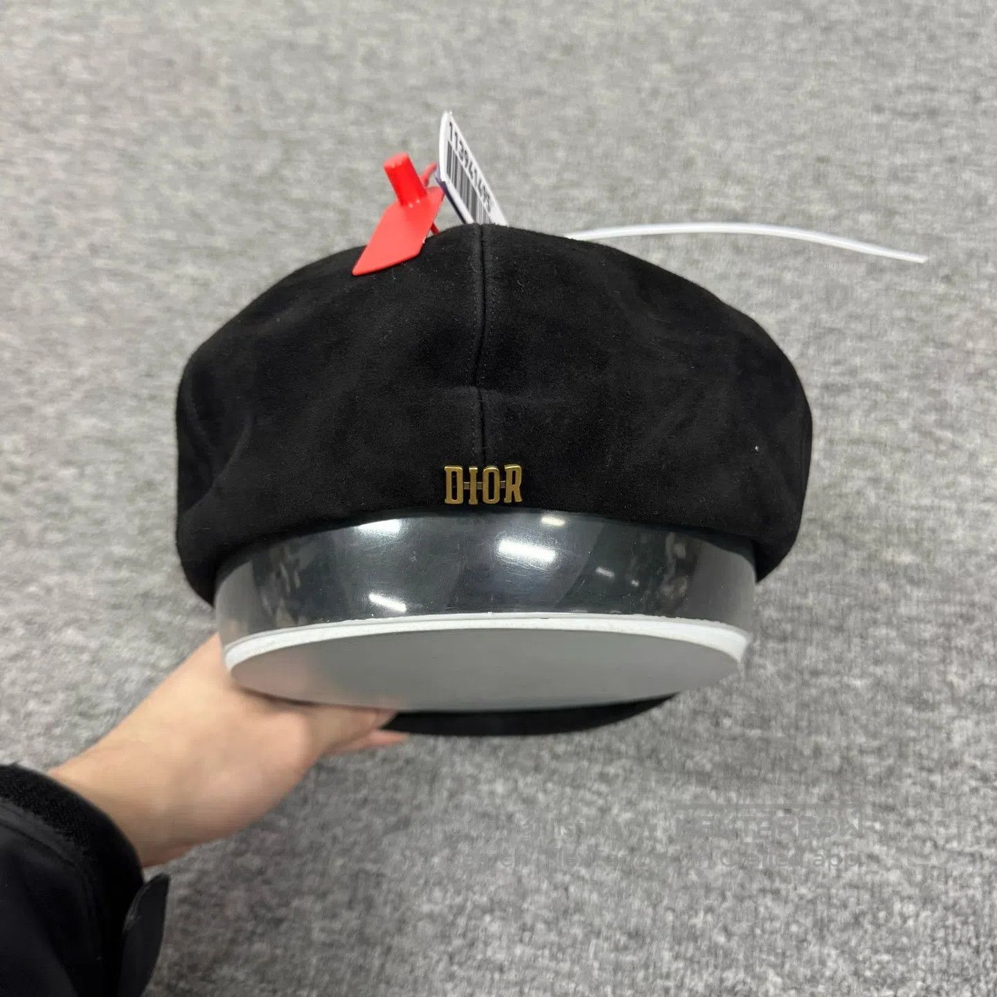 Dior Dior size 58 Golden letter logo; sheepskin material; newsbo Size ONE SIZE - 2 Thumbnail