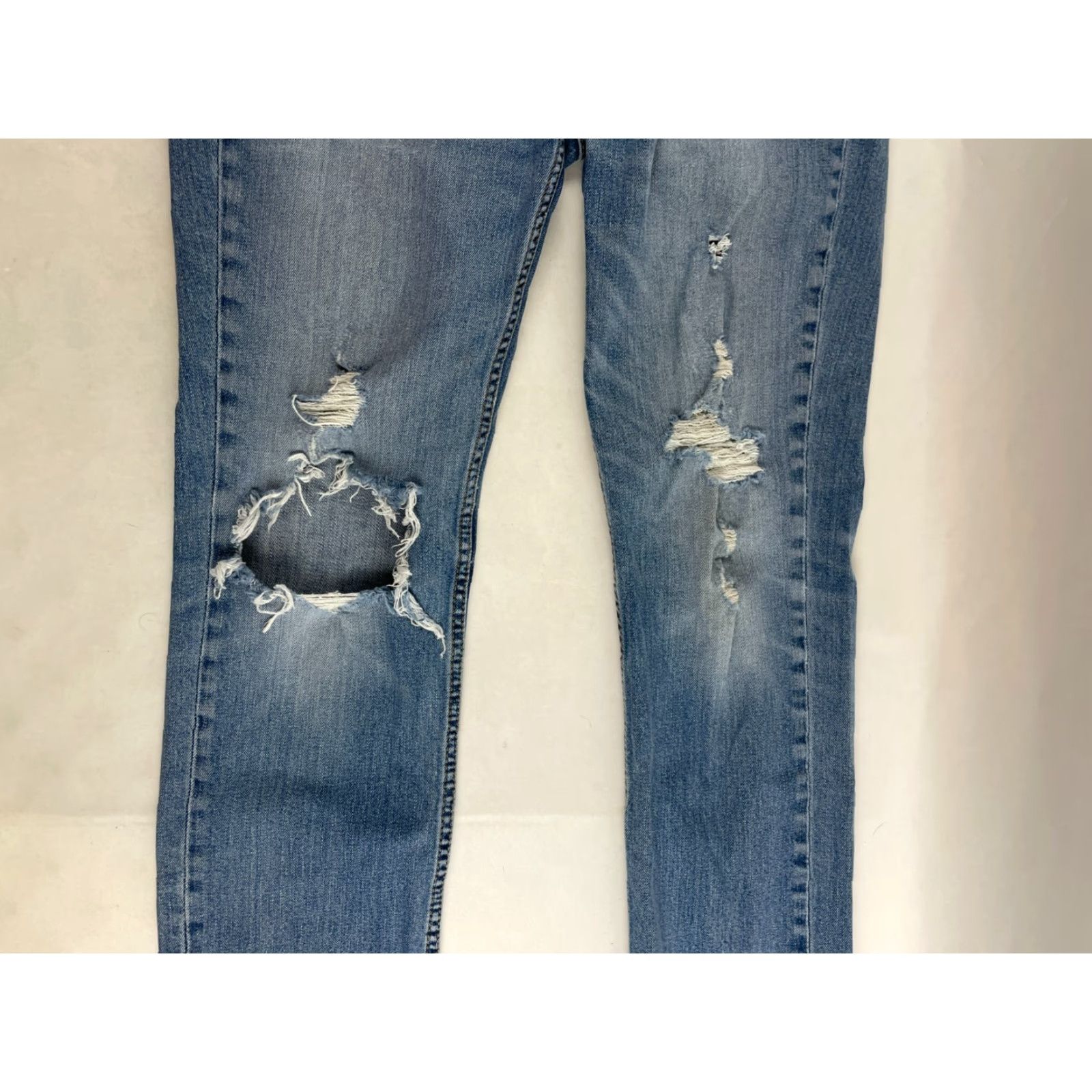 Levi's Levi's Signature Jeans Mens 33x30 Blue Denim Dsitressed Regular Straight Modern Vintage No Size US 33 - 4 Thumbnail