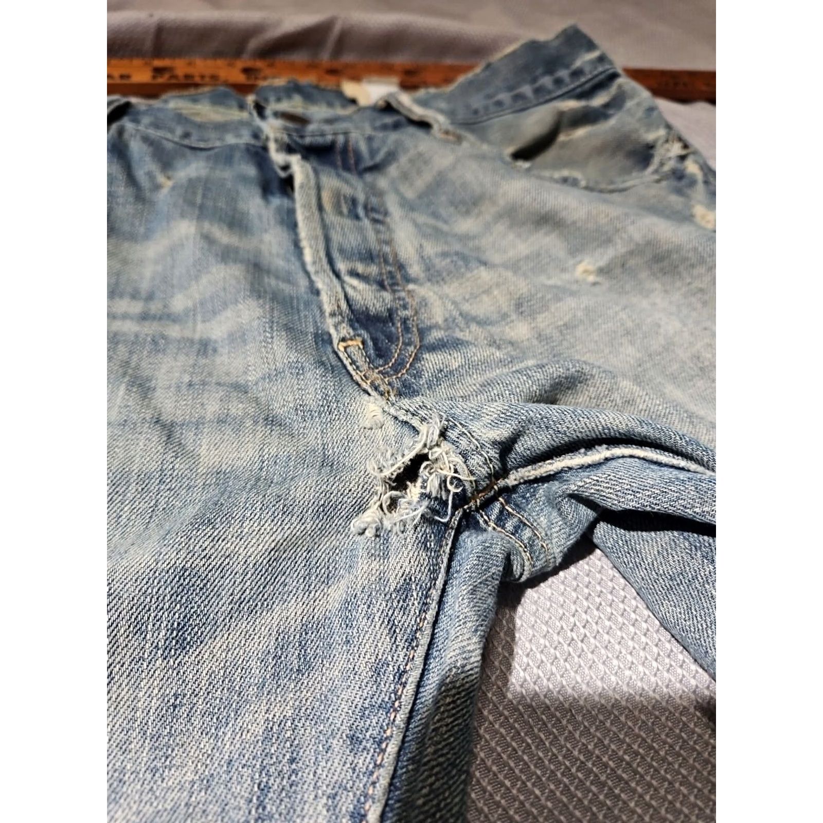 Abercrombie & Fitch VINTAGE Abercrombie & Fitch Jeans Men 32x34 Low Slim Straight ButtonFly Thrashed Y2k Grunge Size US 32 / EU 48 - 4 Thumbnail