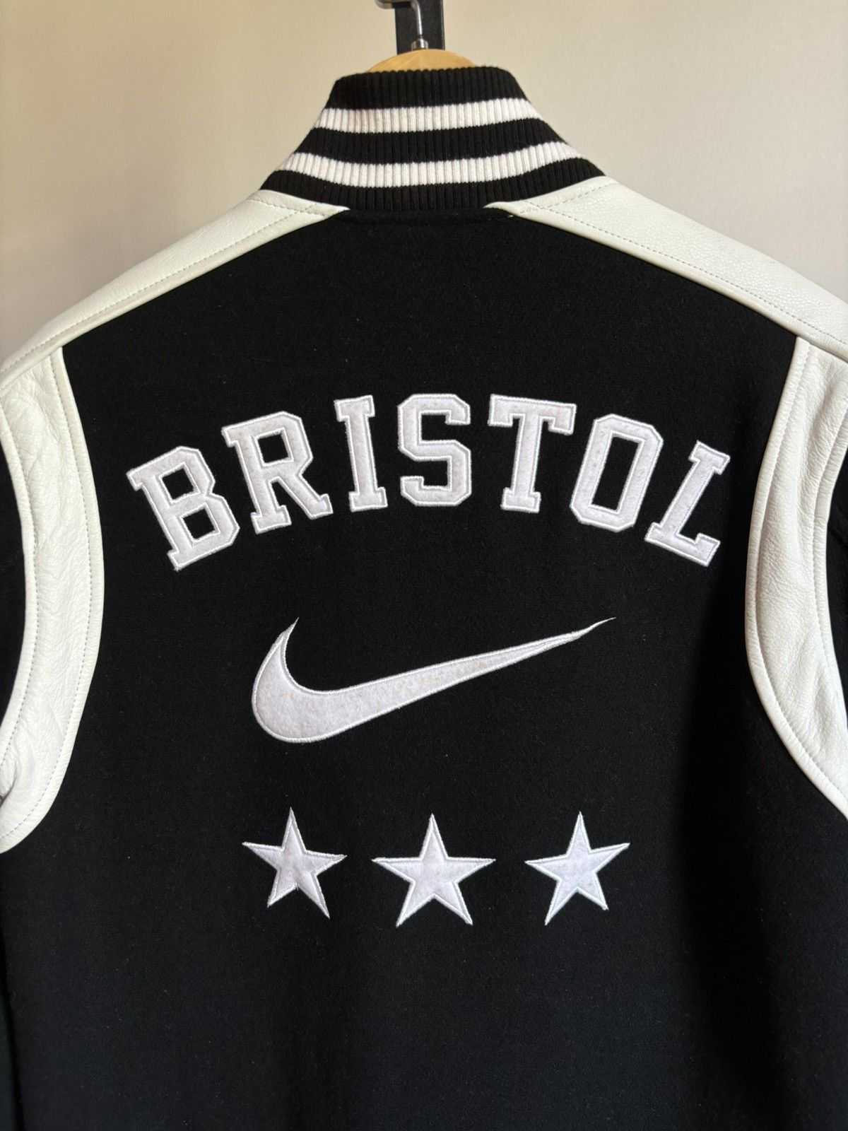 F.C.R.B × Nike F.C.R.B Bristol Bomber Jacket Size US S / EU 44-46 / 1 - 3 Thumbnail