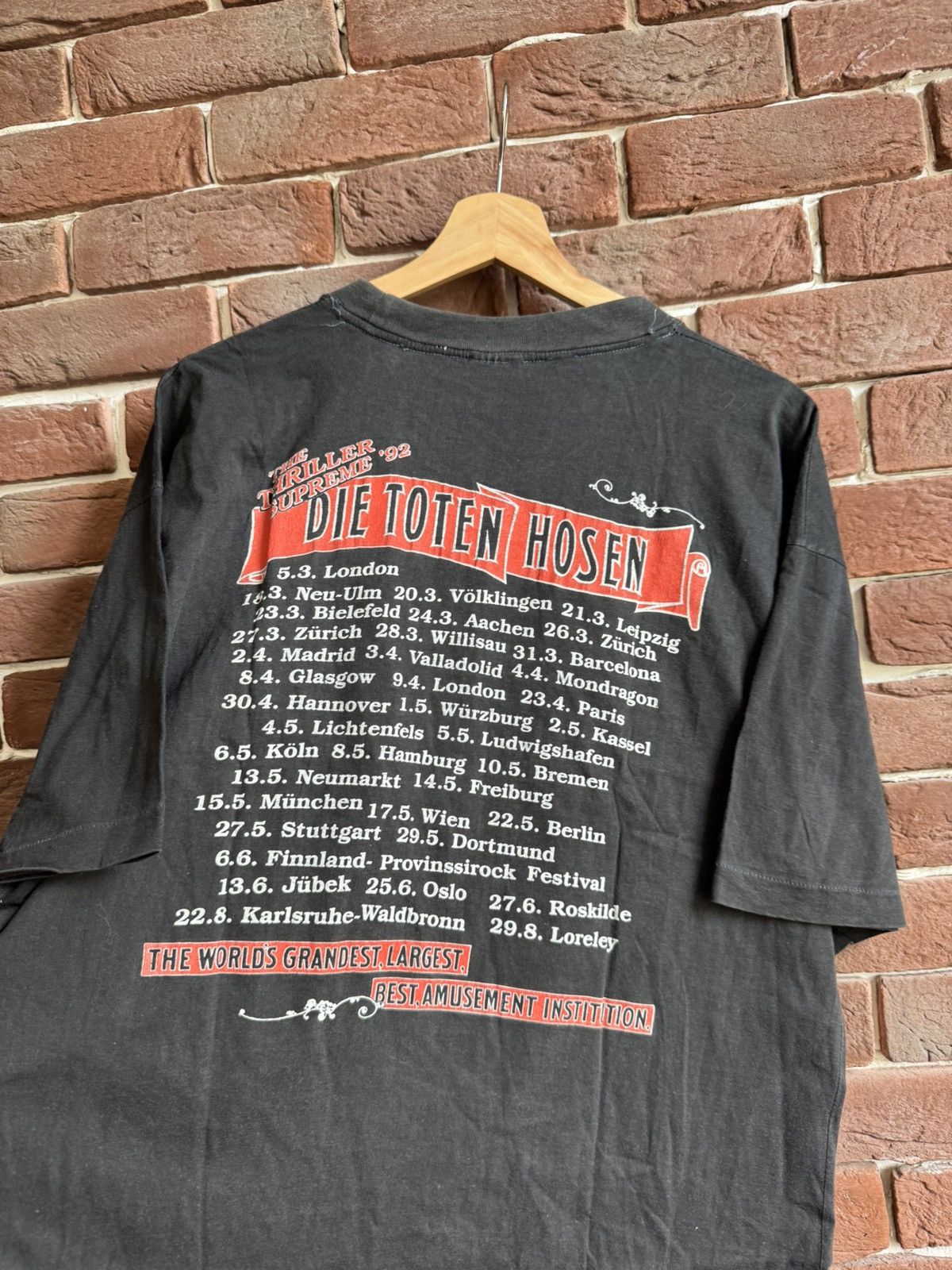 Band Tees Vintage 1992 Die Toten Hosen Thriller Supreme 90s Band Tee Size US XL / EU 56 / 4 - 11 Thumbnail