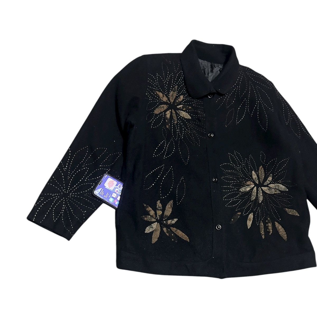 Japanese Brand Vintage Japanese Floral Embroidery Wool Shirt Jacket Size US M / EU 48-50 / 2 - 2 Thumbnail