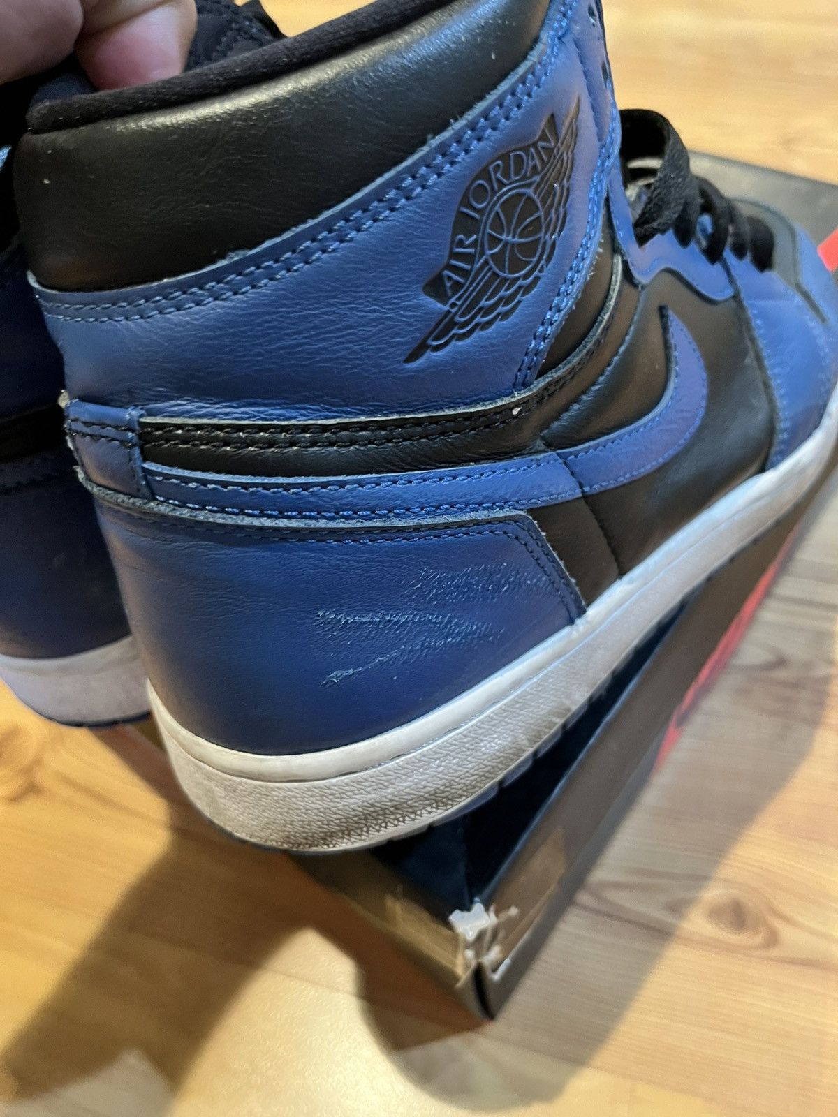 Jordan Brand Mens Jordan 1 Size US 10.5 / EU 43-44 - 5 Thumbnail