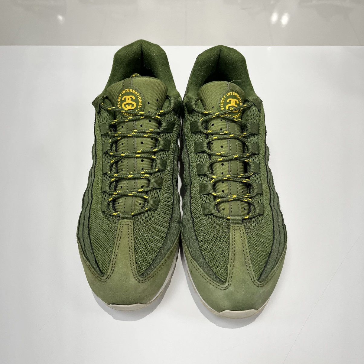 Nike × Stussy Nike Air Max 95 x Stussy Olive Size US 9.5 / EU 42-43 - 10 Thumbnail