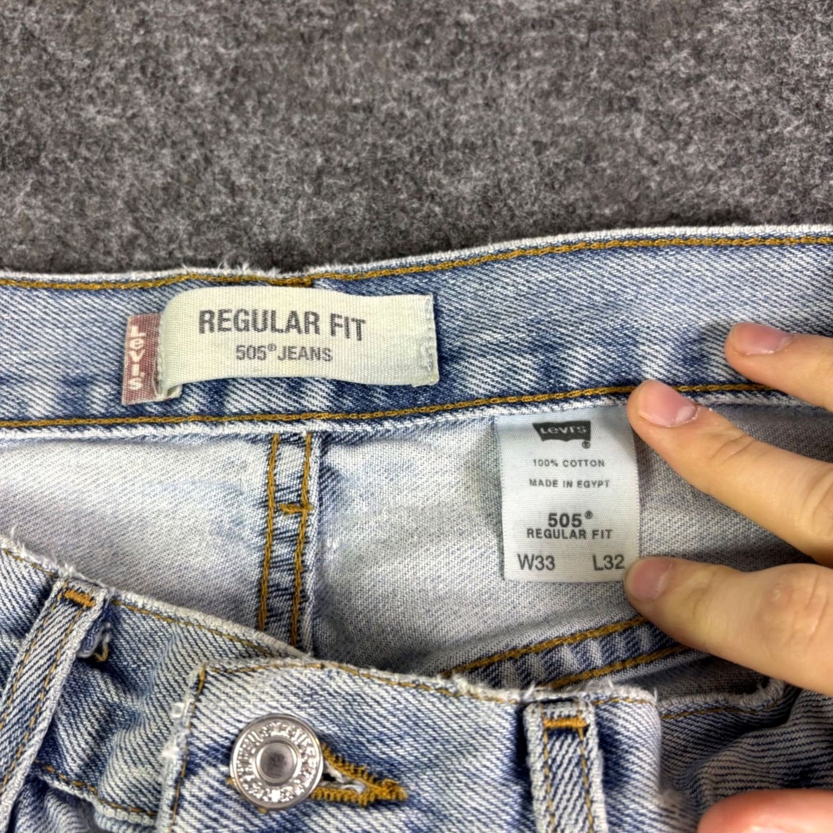 Levi's Levis 505 Regular Fit Distressed Light Wash Jeans Mens 30x30 Vintage Denim Size US 30 / EU 46 - 5 Thumbnail