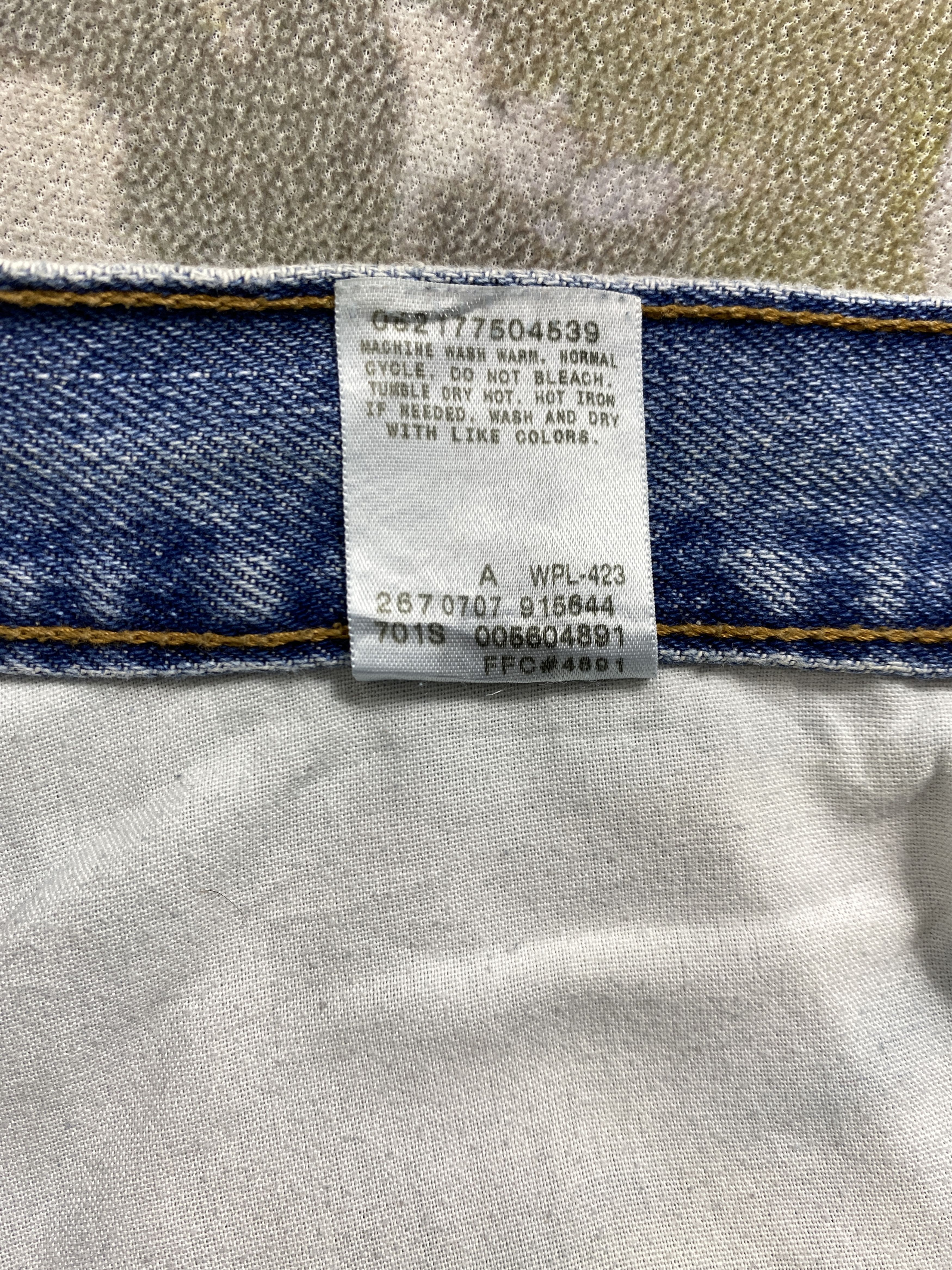 Levi's Vintage Levi's 560 Comfort Fit Dirty Denim 34 x 29.5 -JN558 Size US 34 / EU 50 - 11 Thumbnail