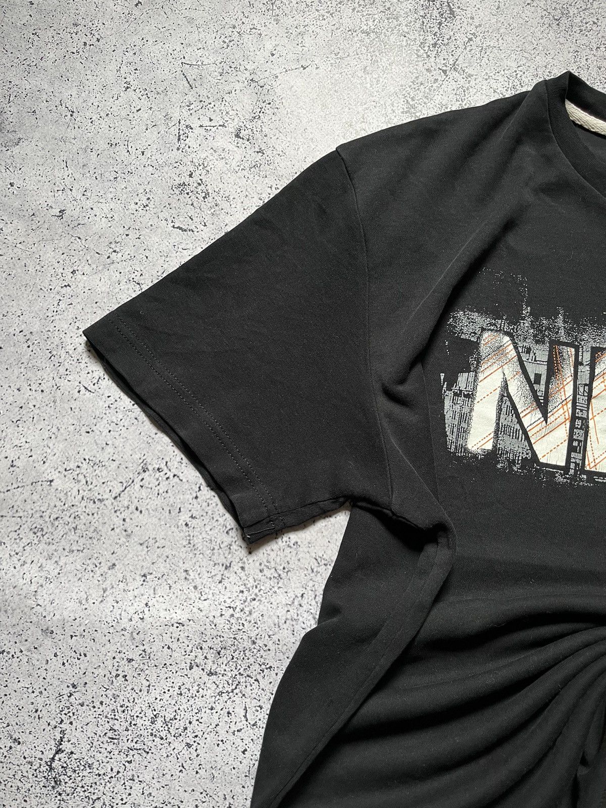 Nike × Vintage Vintage Nike Big Logo T-shirt Black Tee Y2K USA TN Drill Size US XL / EU 56 / 4 - 4 Thumbnail