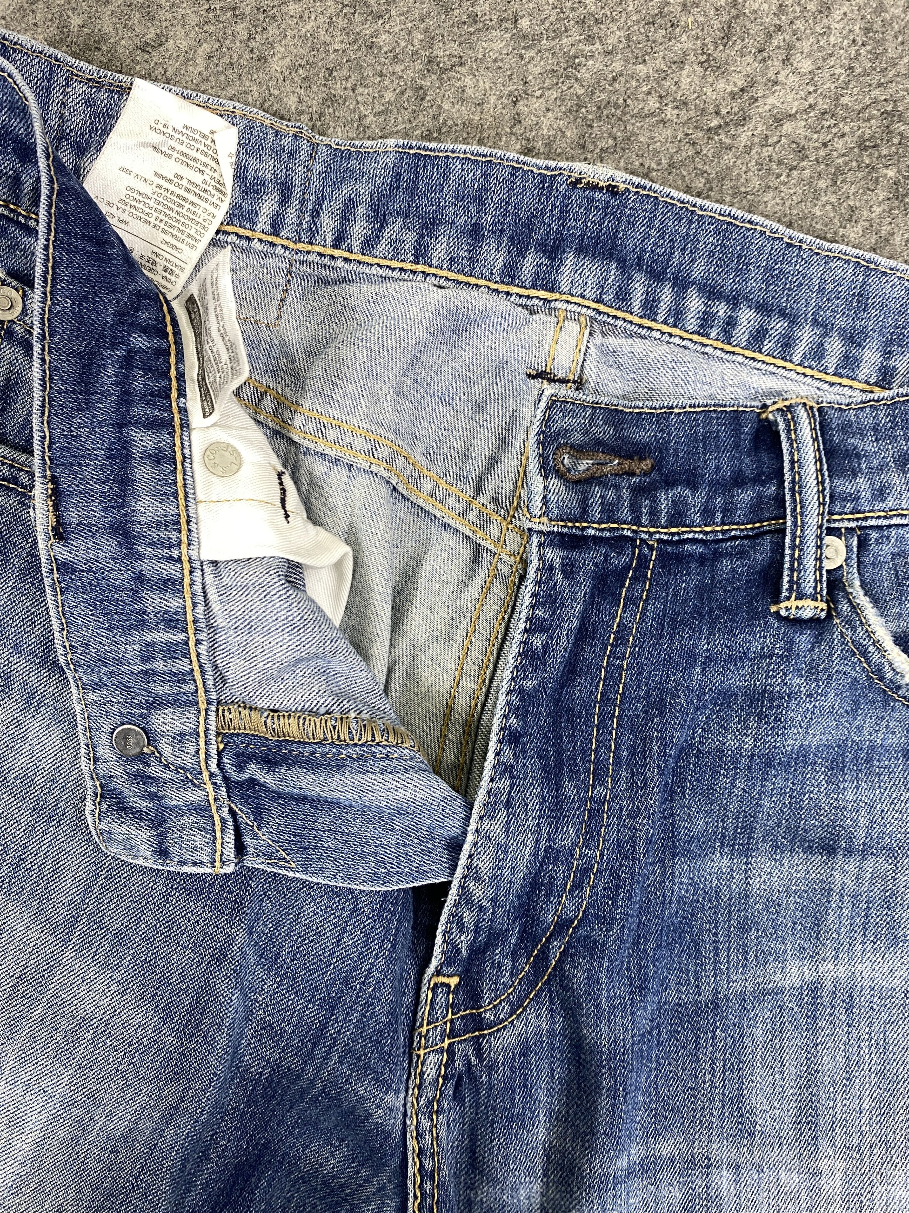 Levi's Faded Blue Vintage Levi's 513 Jeans 30x28.5 - JN3328 Size US 30 / EU 46 - 7 Thumbnail