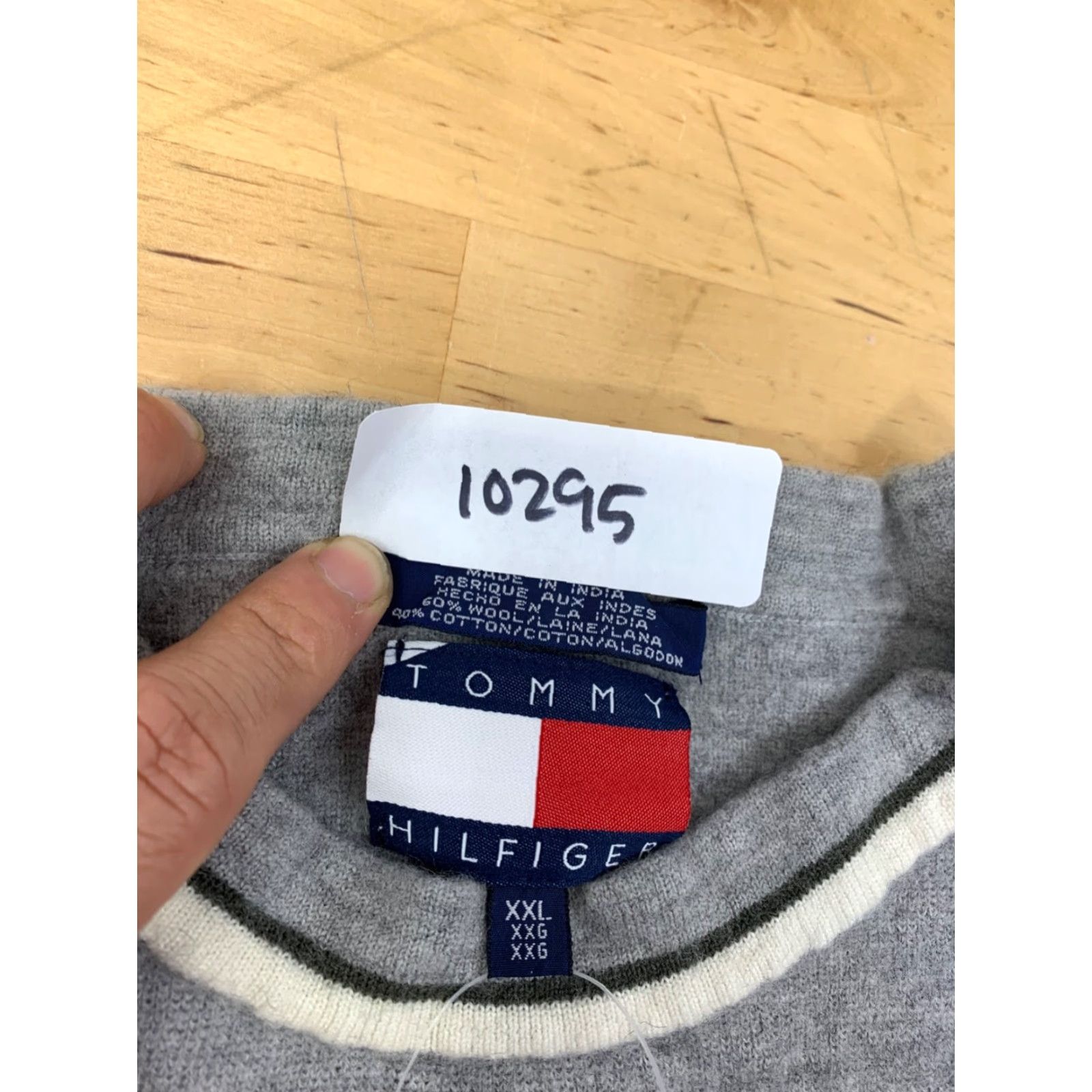 Tommy Hilfiger Tommy Hilfiger Sweater Womens 2XL Gray Wool Blend Crew Neck Size XXL / US 16-18 / IT 52-54 - 3 Thumbnail