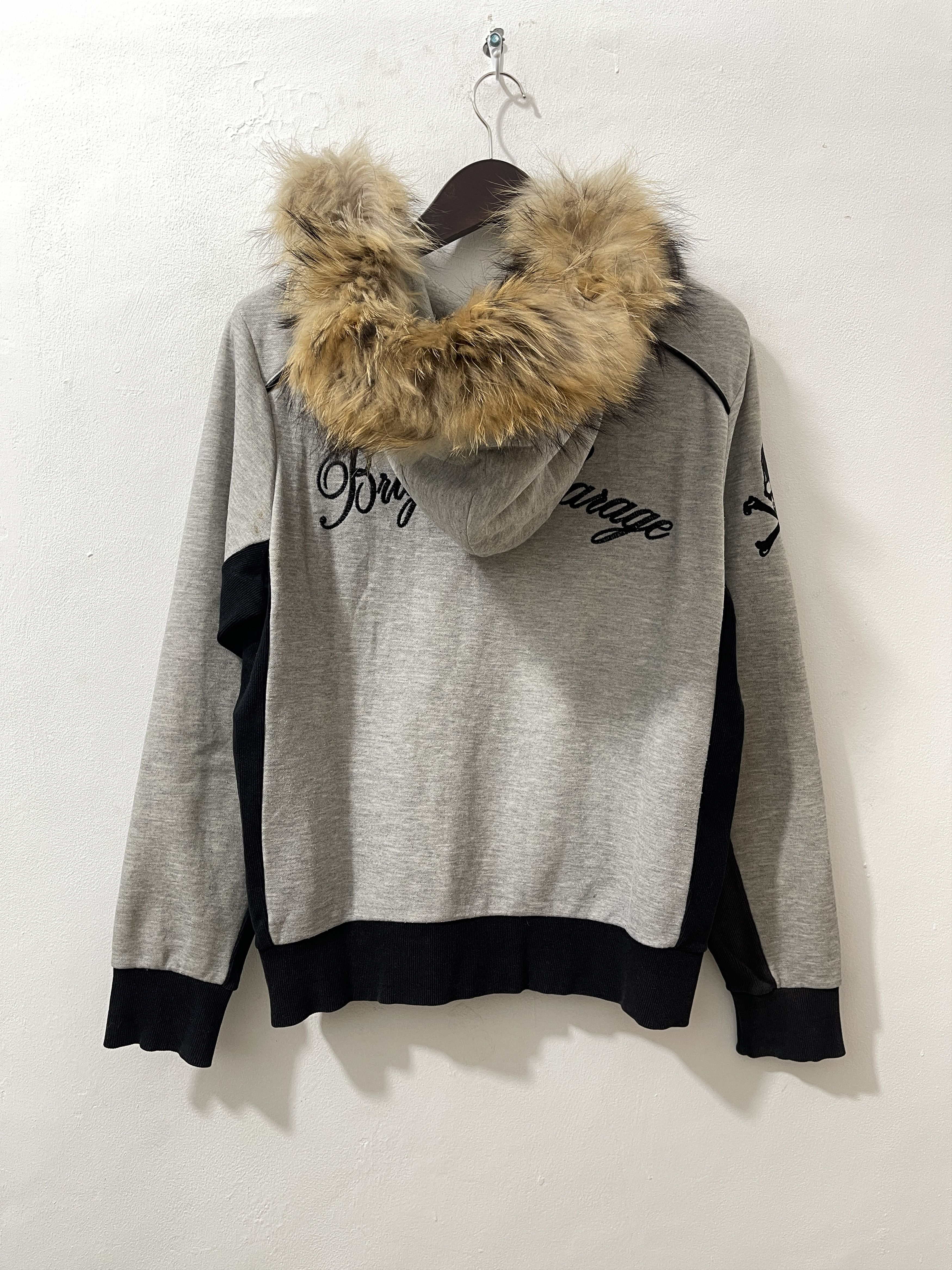 Japanese Brand 2000s R2 Rider Japan Archive Fur Skull Vkei Style Hoodie Size US L / EU 52-54 / 3 - 7 Thumbnail