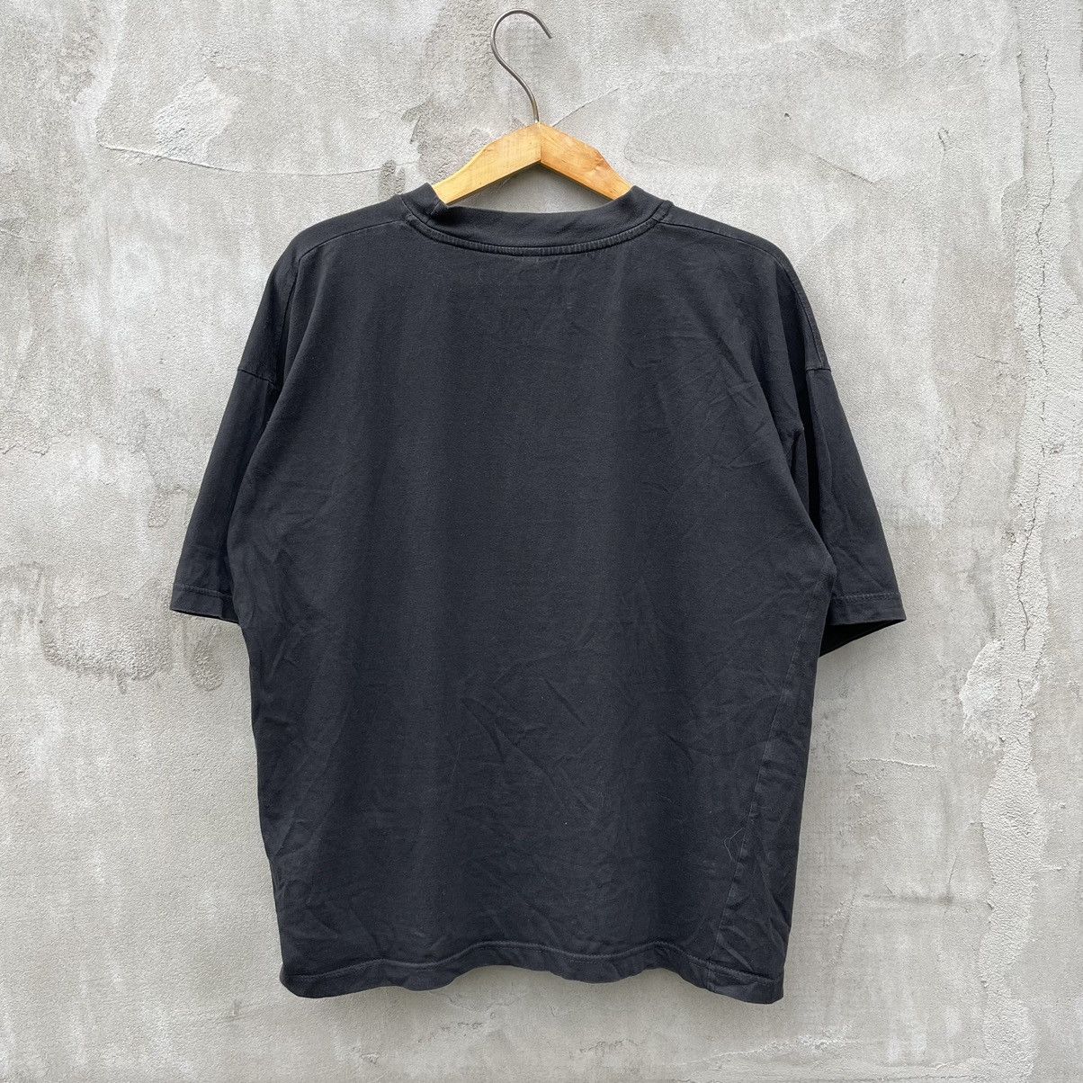 Cartoon Network × Warner Bros Vintage 1998 Duffy Duck Moon Shadow T-Shirt Size US M / EU 48-50 / 2 - 10 Thumbnail