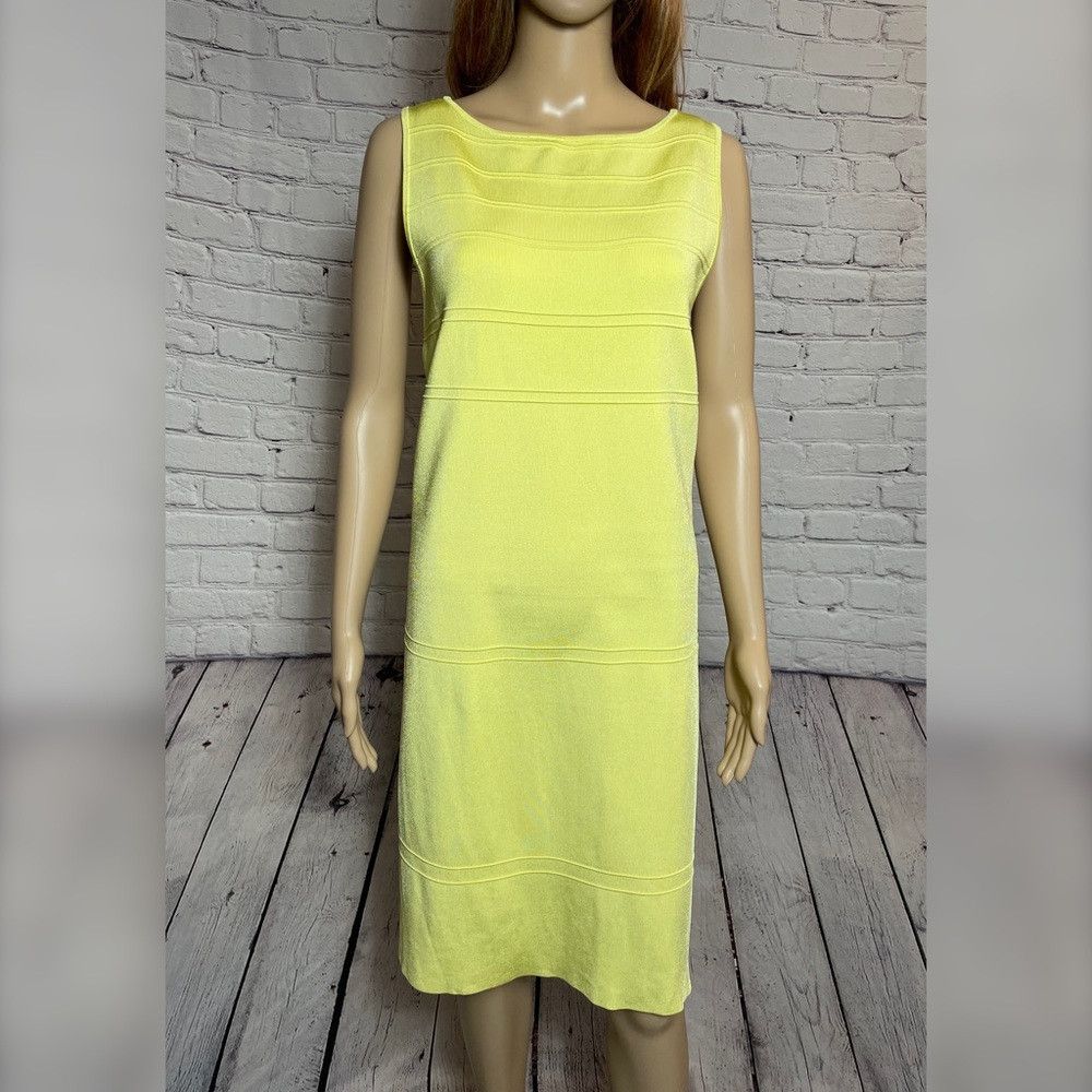 Isaac Mizrahi Isaac Mizrahi Knit Sleeveless Yellow Dress Size L Size L / US 10 / IT 46 - 2 Thumbnail