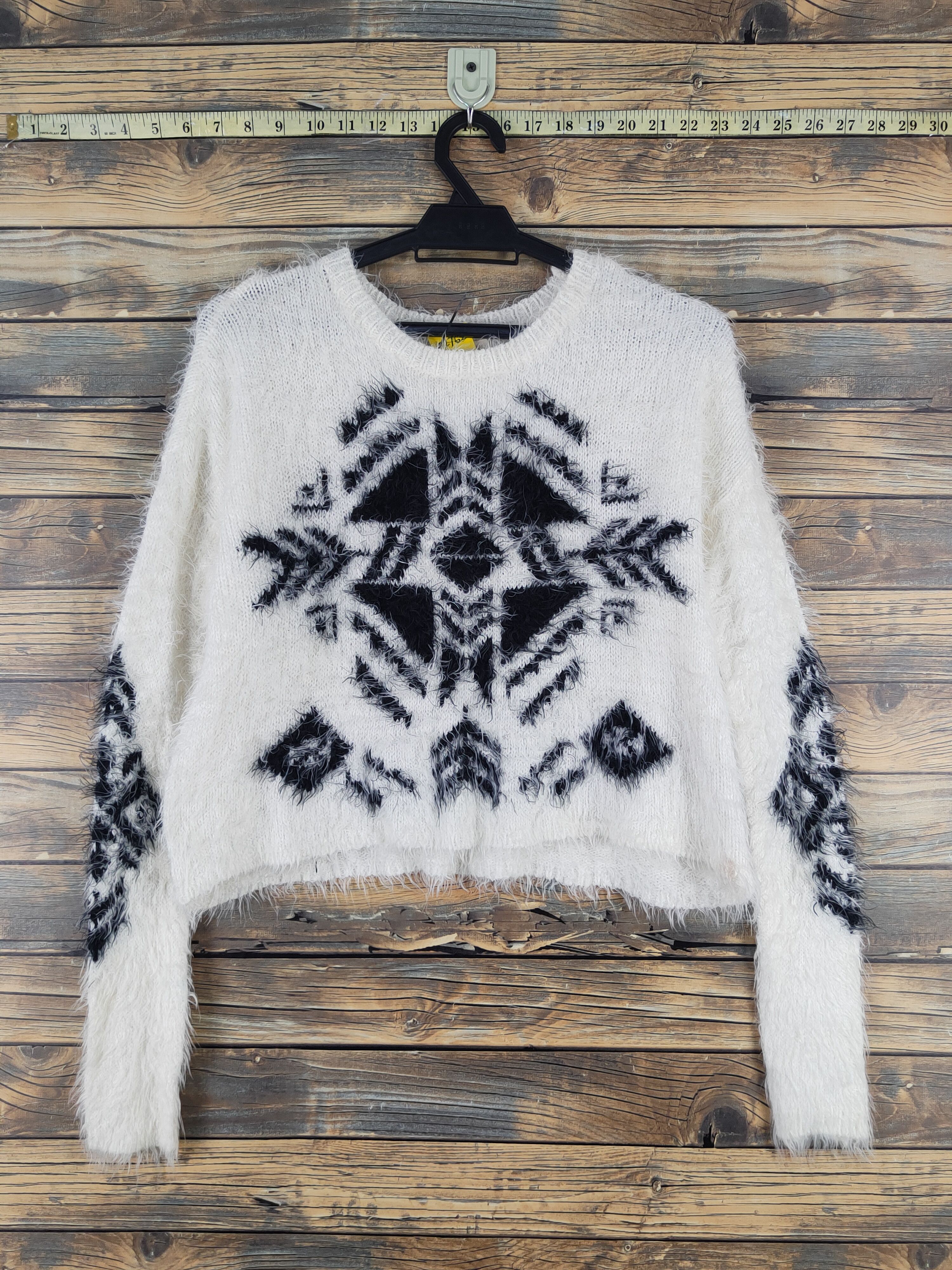 Homespun Knitwear Hollister Ivory Shag Shaggy Fur Mohair Knitwear #W1665 Size M / US 6-8 / IT 42-44 - 1 Thumbnail