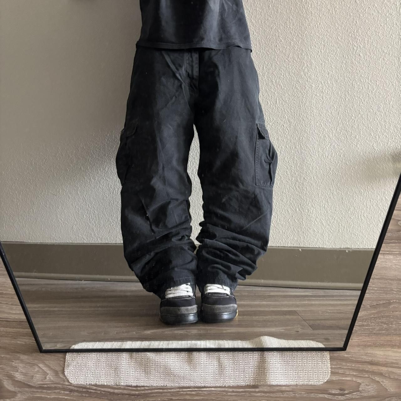 Vintage Crazy Vintage Y2K/2000s Baggy Black Streetwear Skater Cargo Pants! 36x32 Size US 36 / EU 52 - 1 Thumbnail