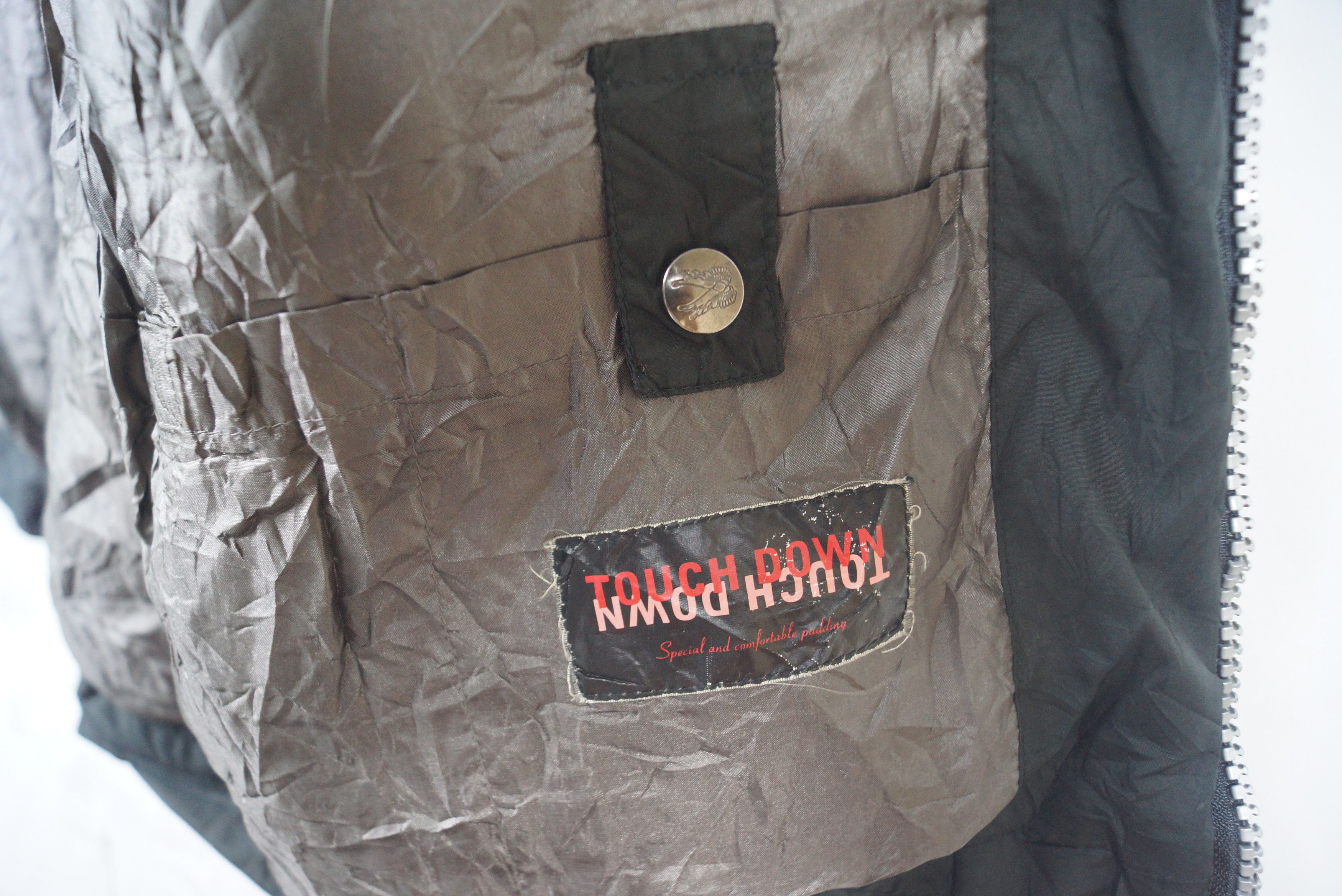Vintage Rare Puffer Jacket Angel Devil backhit Nice Design Size US L / EU 52-54 / 3 - 5 Thumbnail