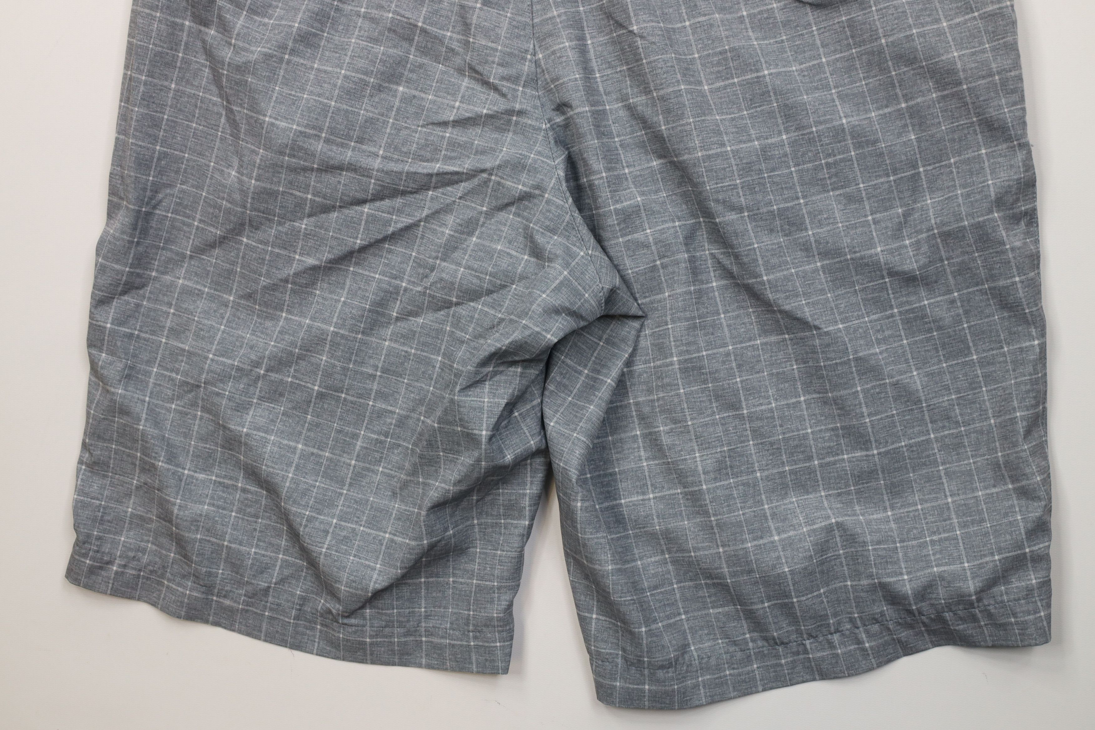 Nike Nike Golf Tour Performance Knit Golfing Chino Shorts Plaid Size US 34 / EU 50 - 12 Thumbnail